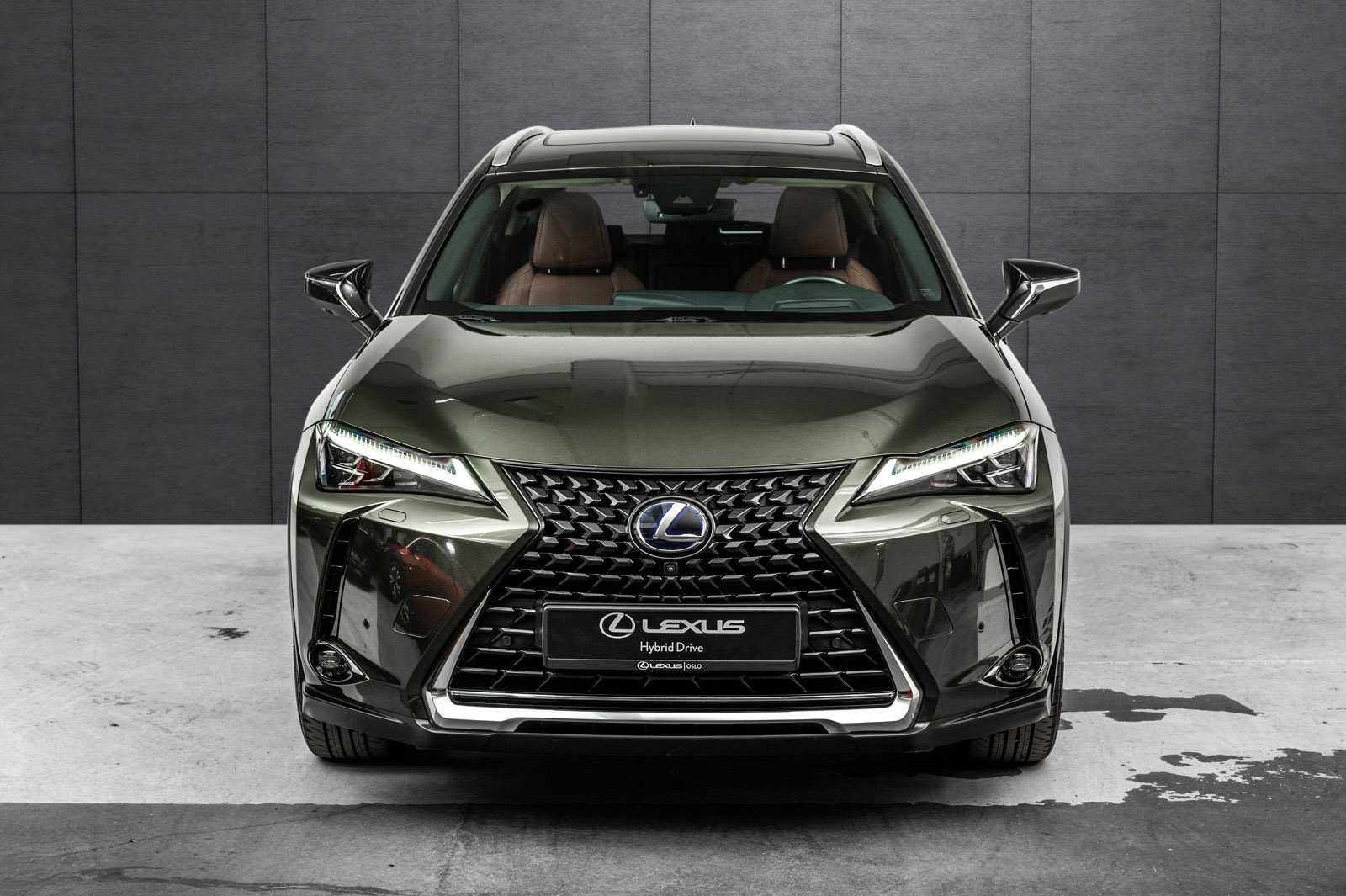 Lexus UX 250h E-Four CVT, 184hp, 2020