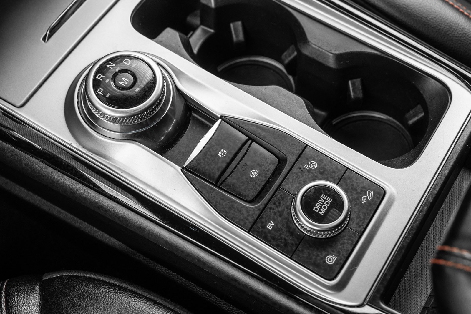 Ford Explorer Plug-In Hybrid SelectShift, 10-trins, 457ps, 2021