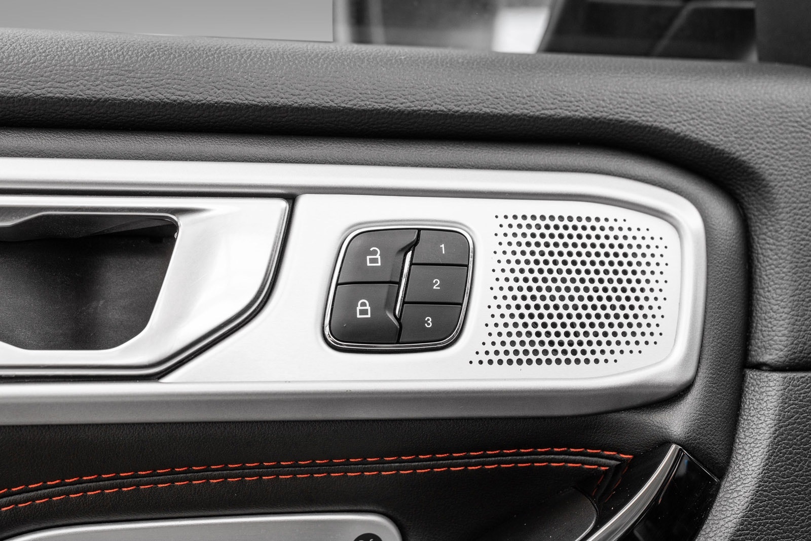 Ford Explorer Plug-In Hybrid SelectShift, 10-trins, 457ps, 2021