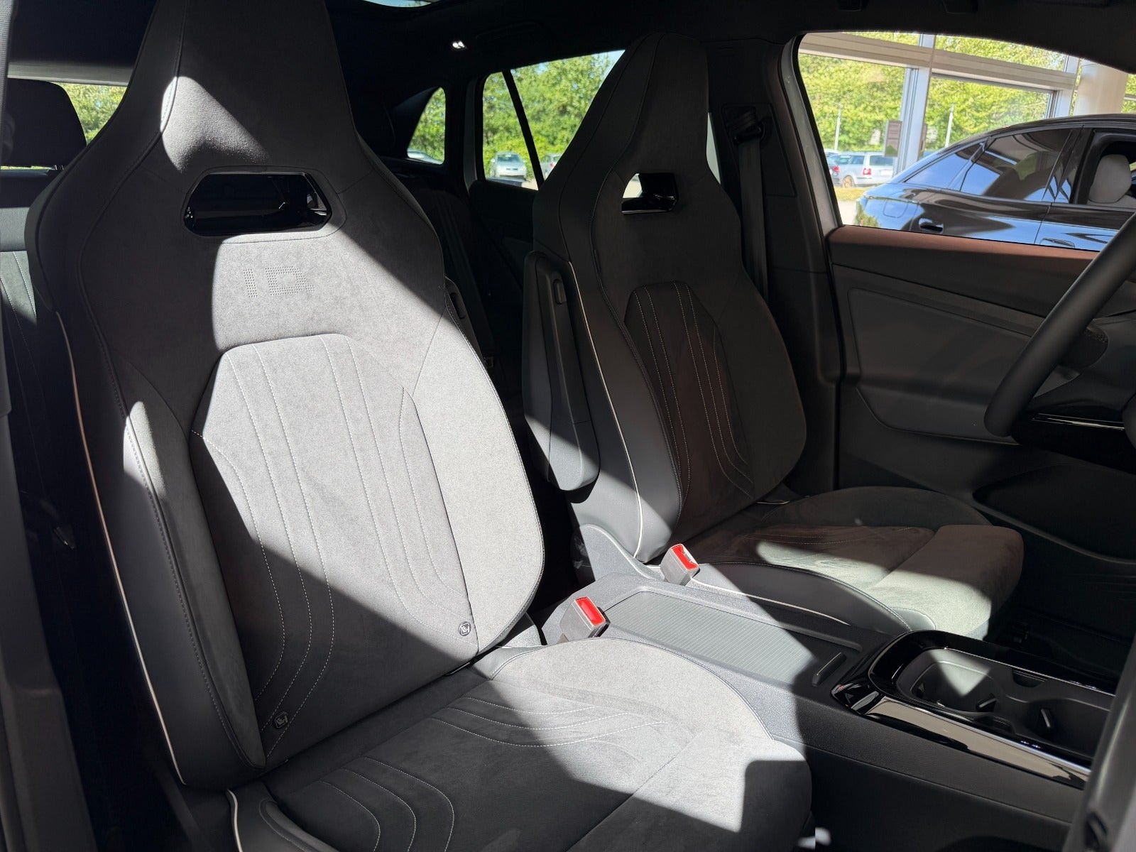 Volkswagen ID.4 Pro, 286ps, 2027