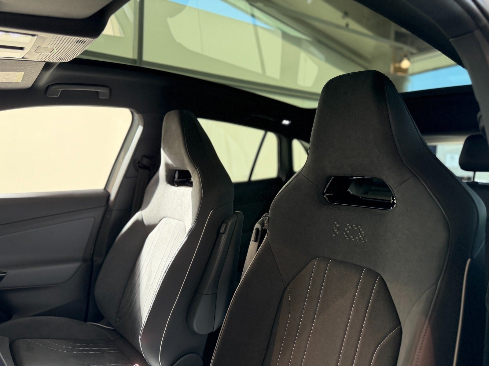 Volkswagen ID.4 Pro, 286ps, 2027