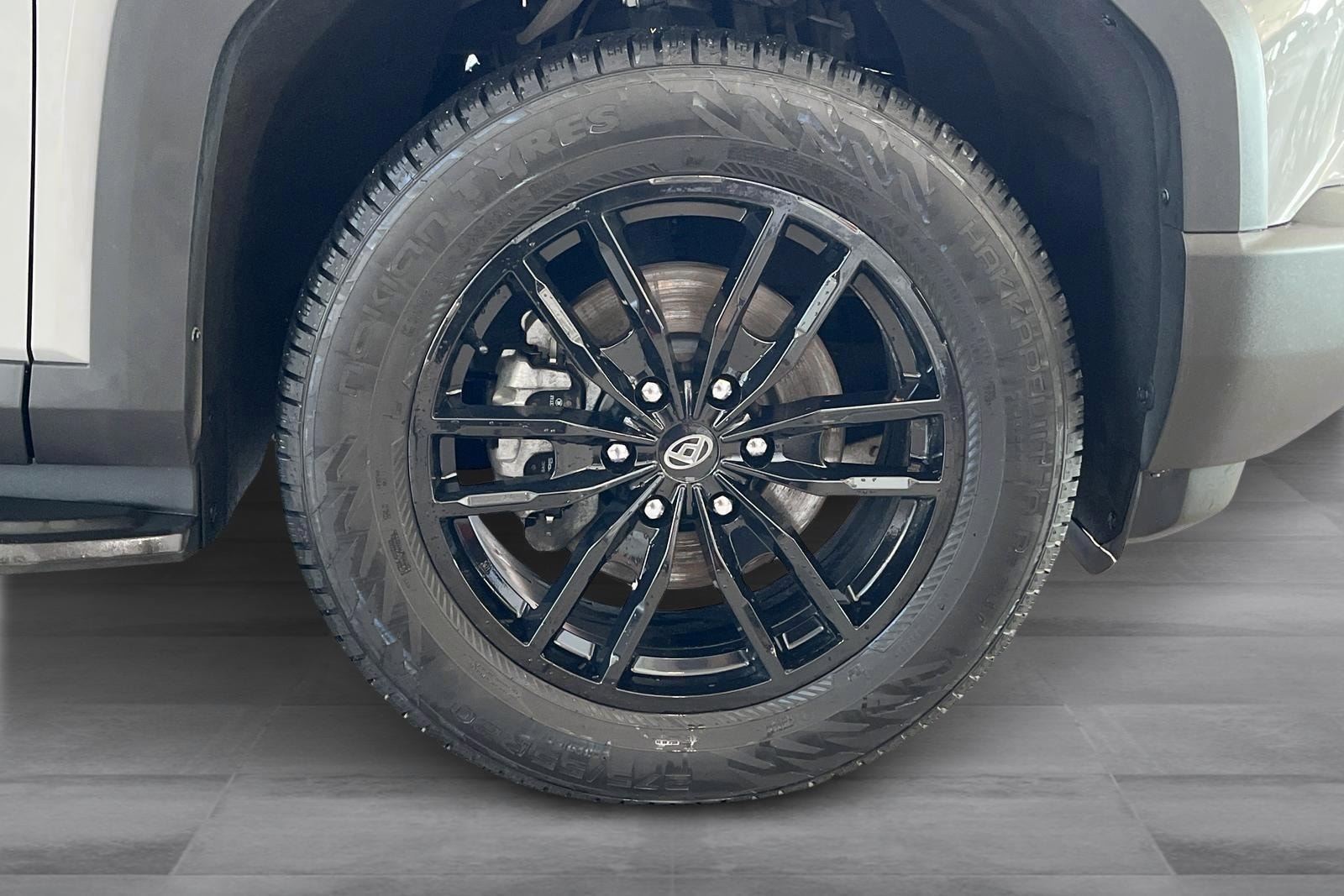 Maxus e-Terron 9 102 kWh 4WD, 442ps, 2025