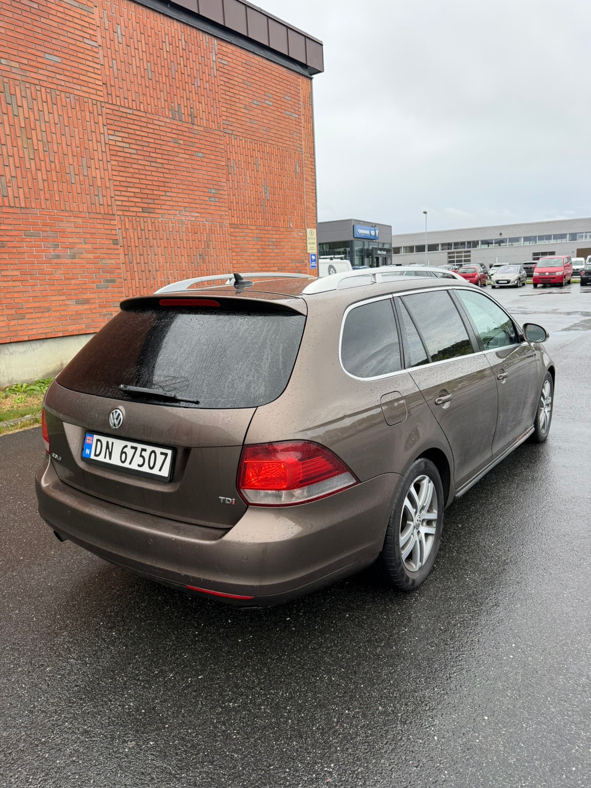 Volkswagen Golf Variant 1.6 TDI DPF DSG Sequential, 7-trins, 105ps, 2011