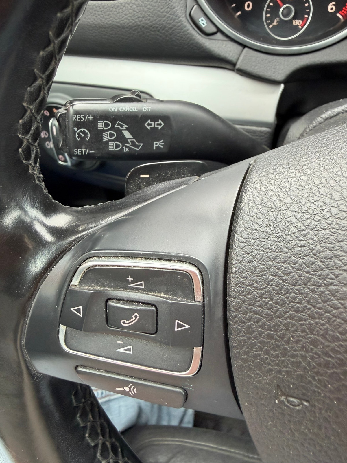 Volkswagen Golf Variant 1.6 TDI DPF DSG Sequential, 7-trins, 105ps, 2011