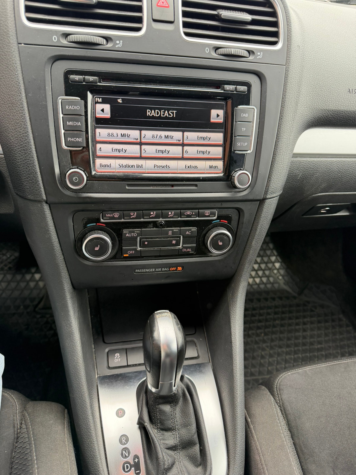 Volkswagen Golf Variant 1.6 TDI DPF DSG Sequential, 7-trins, 105ps, 2011