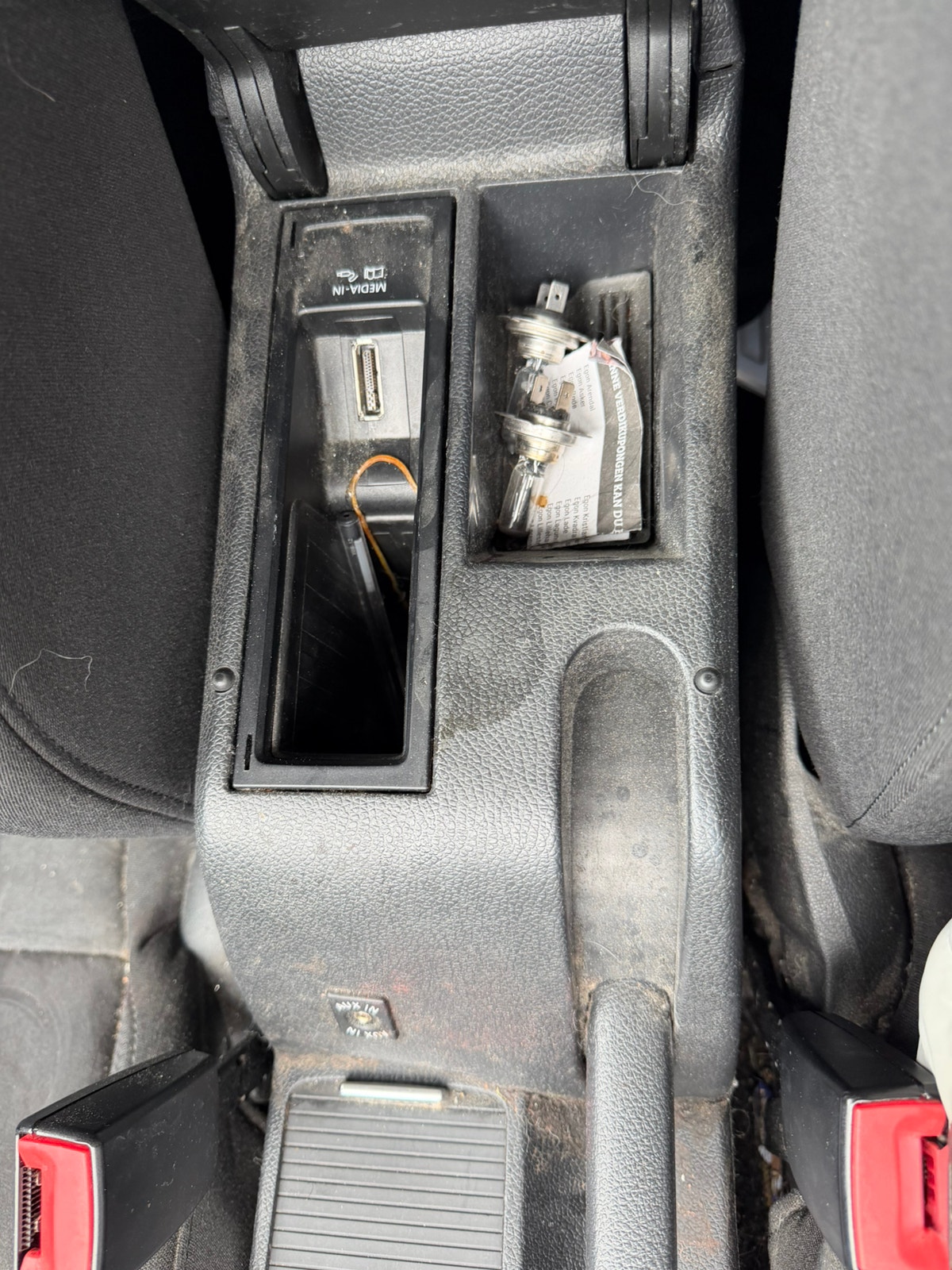 Volkswagen Golf Variant 1.6 TDI DPF DSG Sequential, 7-trins, 105ps, 2011