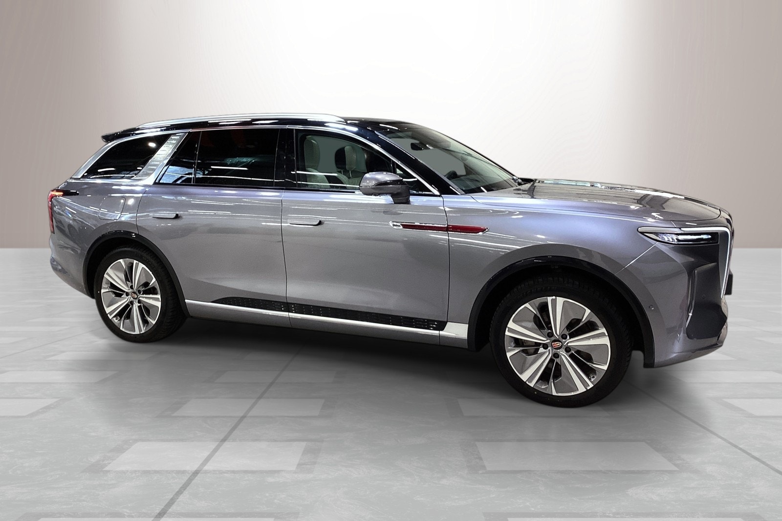 Hongqi E-HS9 Premium 99 kWh AWD, 551ps, 2022