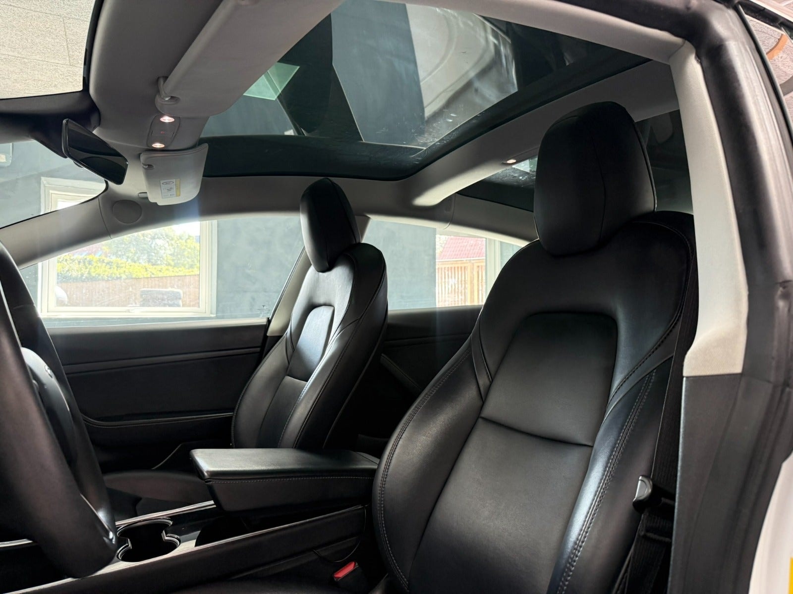 Tesla Model 3 Standard Range Plus, 283ps, 2020