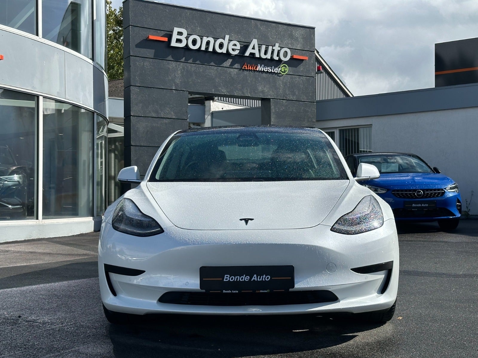 Tesla Model 3 Standard Range Plus, 283ps, 2020