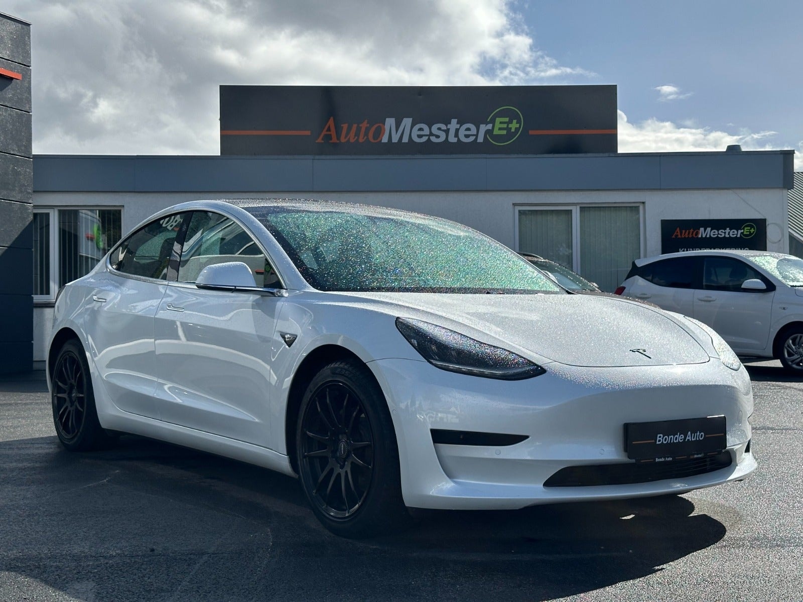 Tesla Model 3 Standard Range Plus, 283ps, 2020