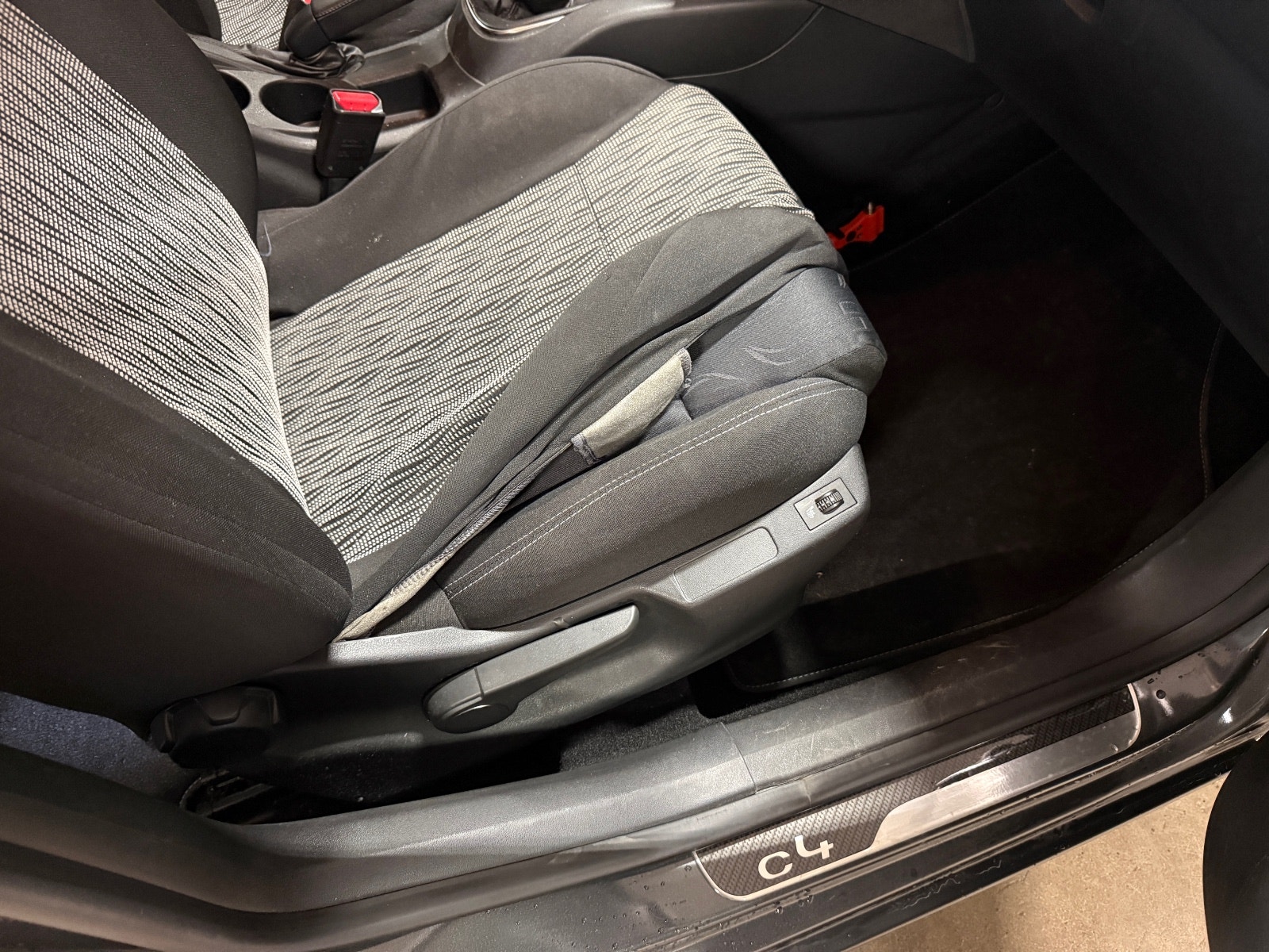 Citroën C4 1.6 HDi Manual, 92hp, 2011