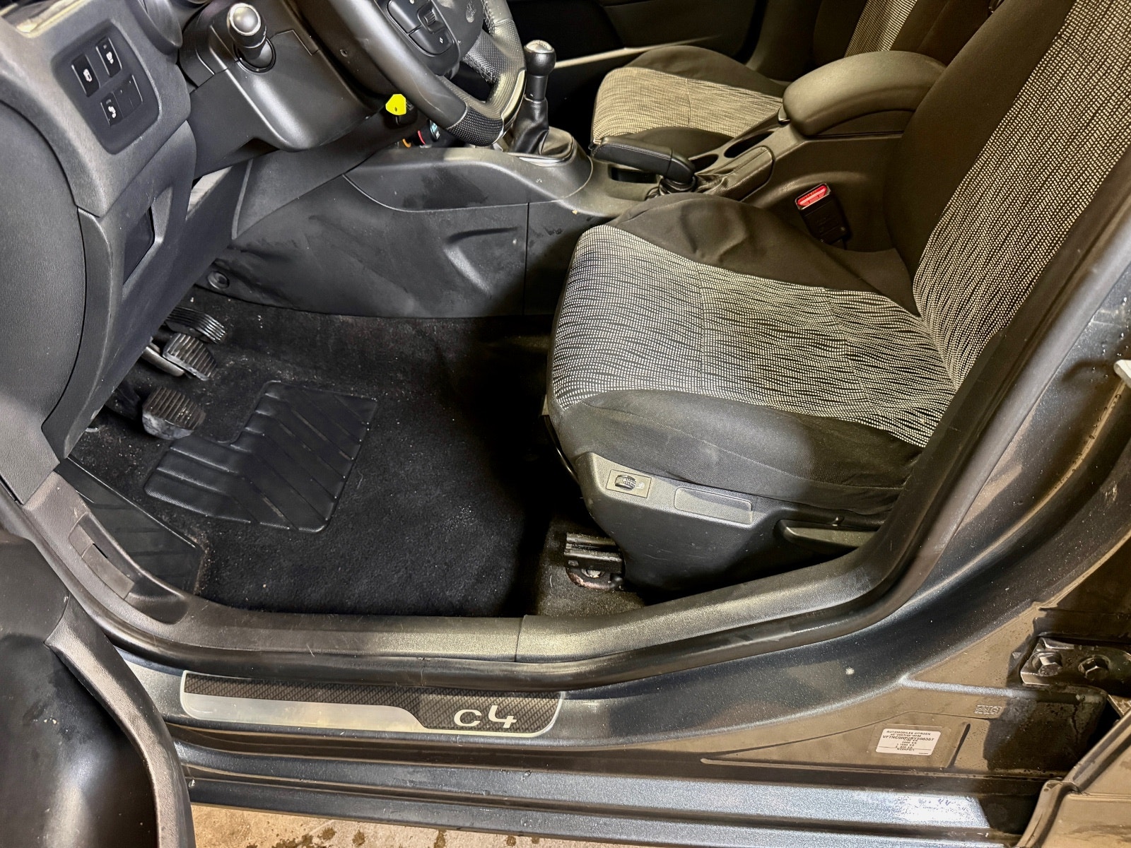 Citroën C4 1.6 HDi Manual, 92hp, 2011