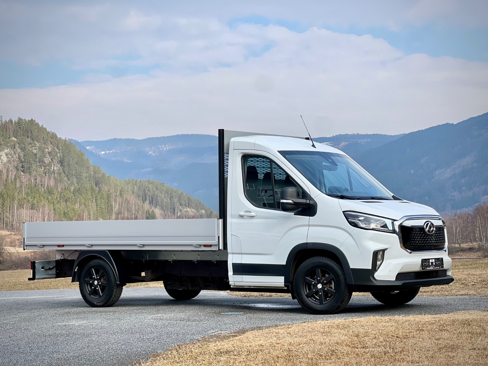 Maxus e-Deliver 9 Chassis Cab 65 kWh, 204ps, 2025