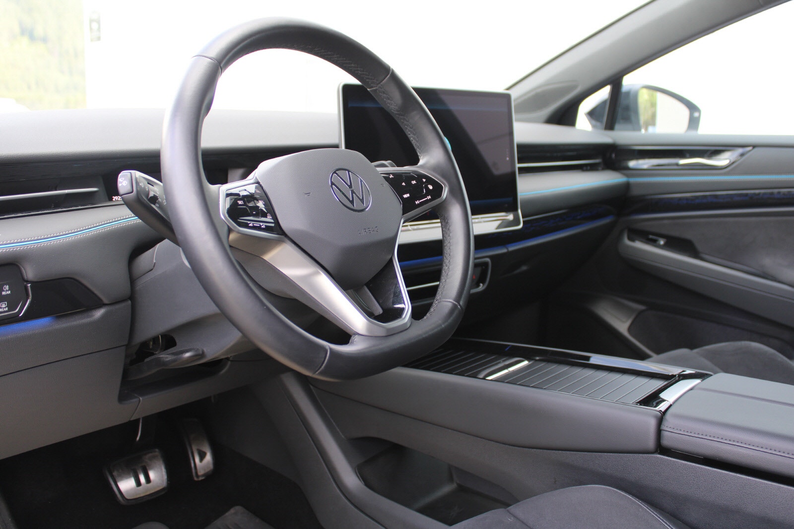 Volkswagen ID.7 Pro, 286hp, 2024