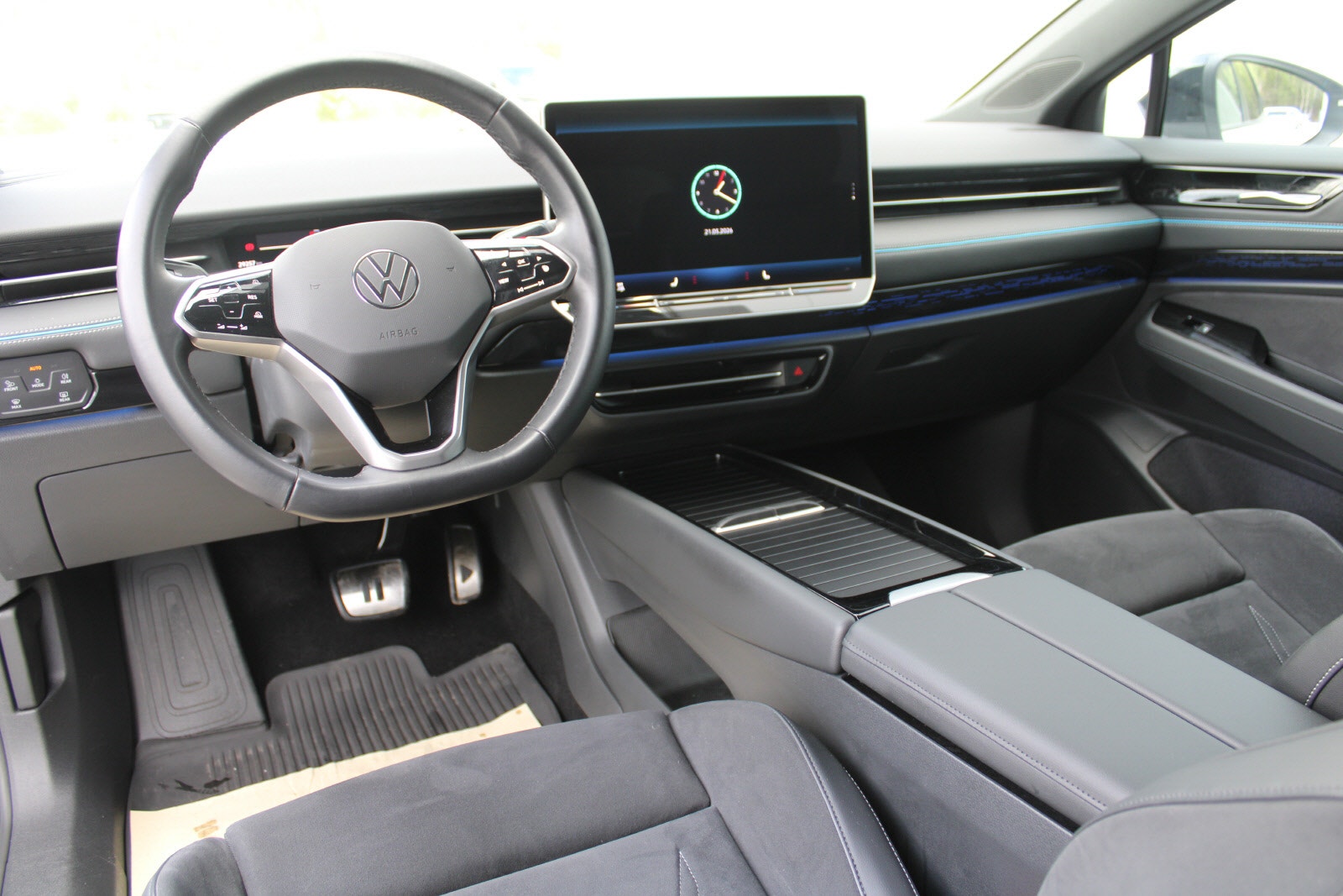 Volkswagen ID.7 Pro, 286hp, 2024