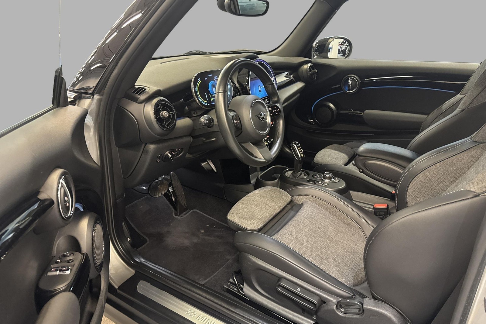 MINI Cooper SE, 184ps, 2024