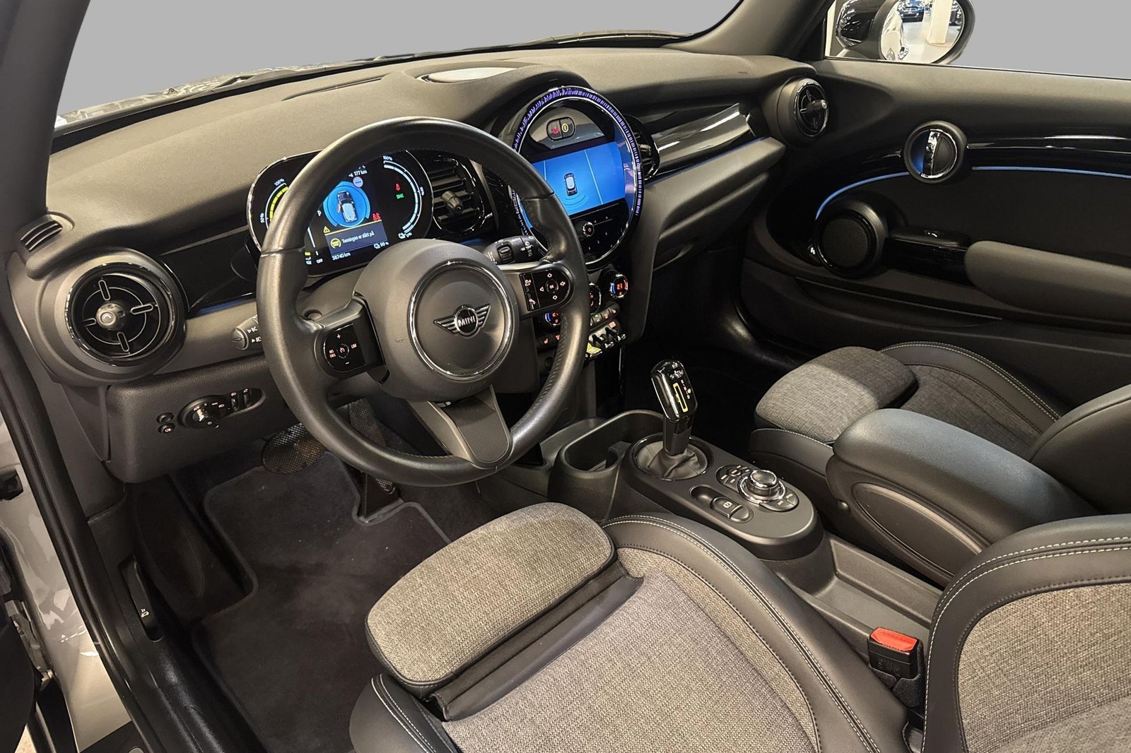 MINI Cooper SE, 184ps, 2024
