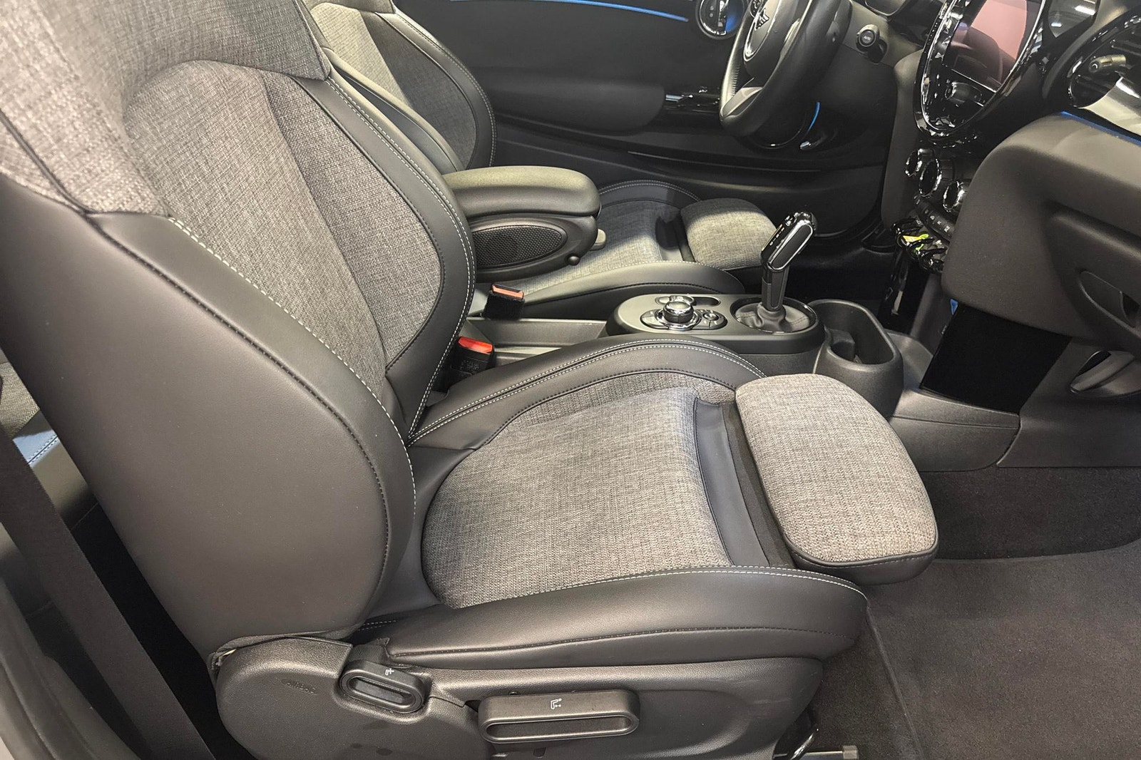 MINI Cooper SE, 184ps, 2024