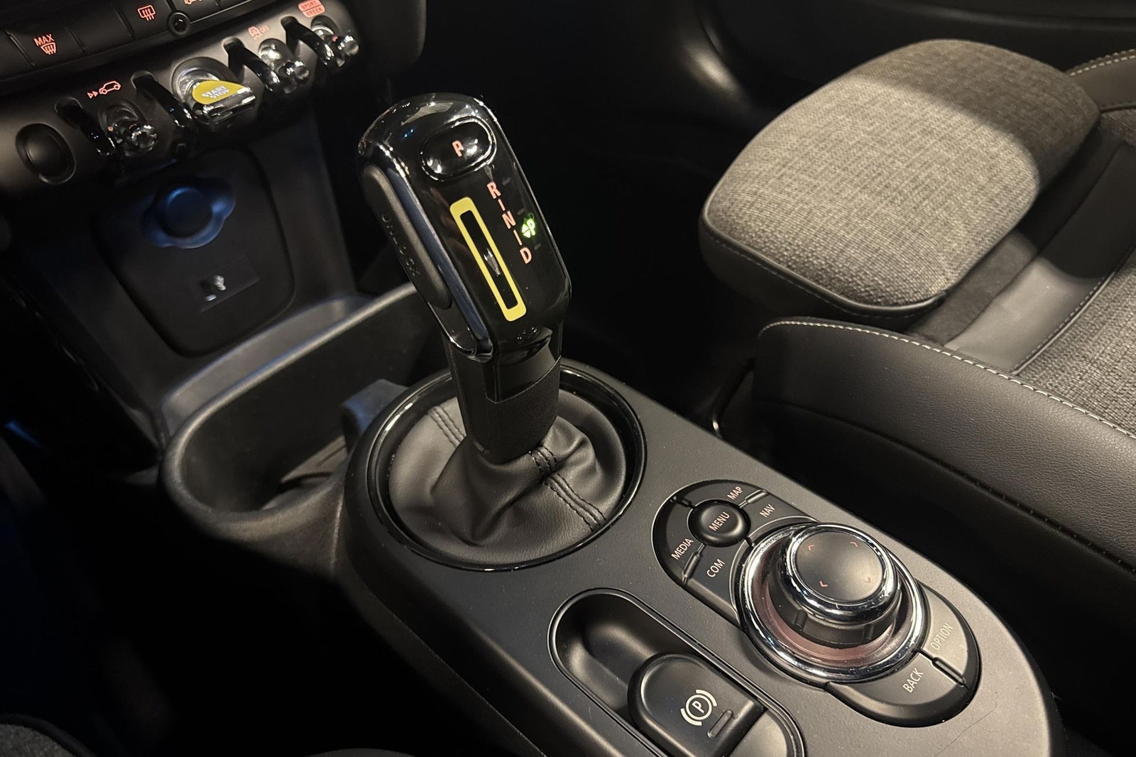 MINI Cooper SE, 184ps, 2024