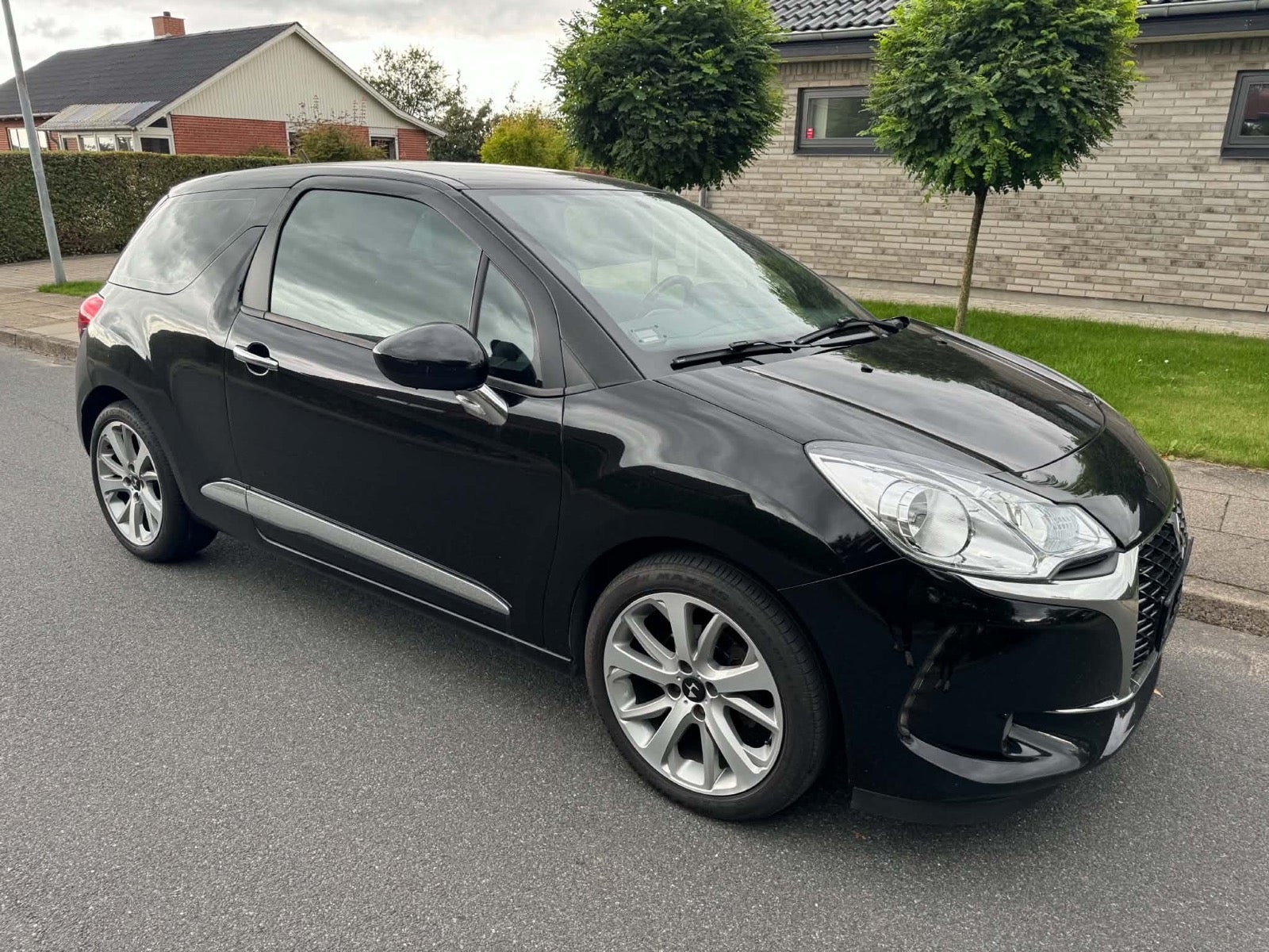 DS 3 1.6 BlueHDi Manual, 5-trins, 99ps, 2017