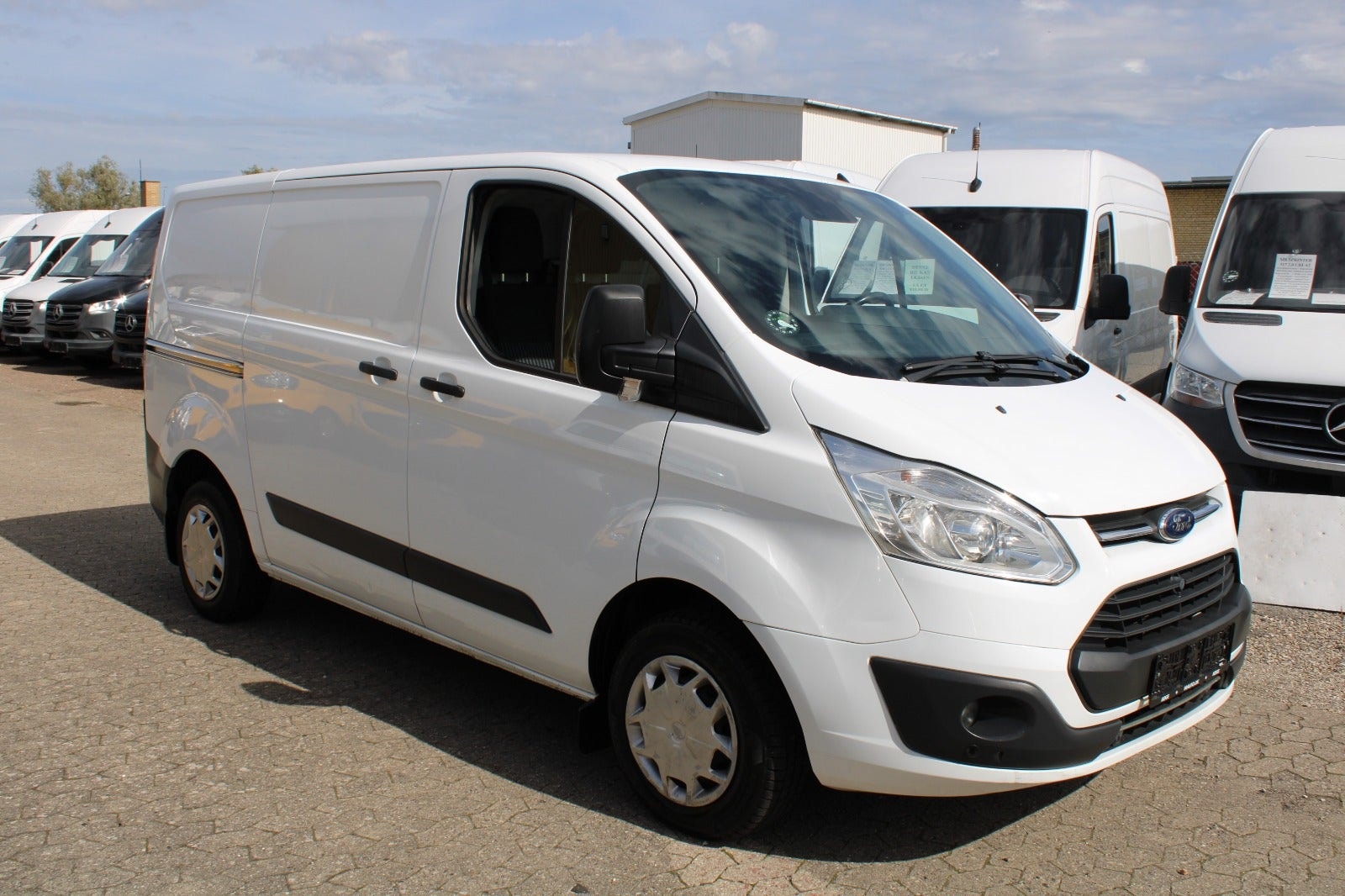 Ford Transit Custom 270 2.0 TDCi Manual, 6-trins, 130ps, 2017