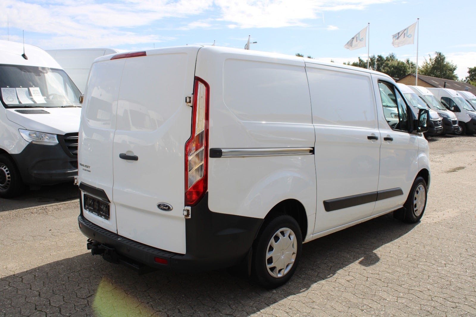 Ford Transit Custom 270 2.0 TDCi Manual, 6-trins, 130ps, 2017