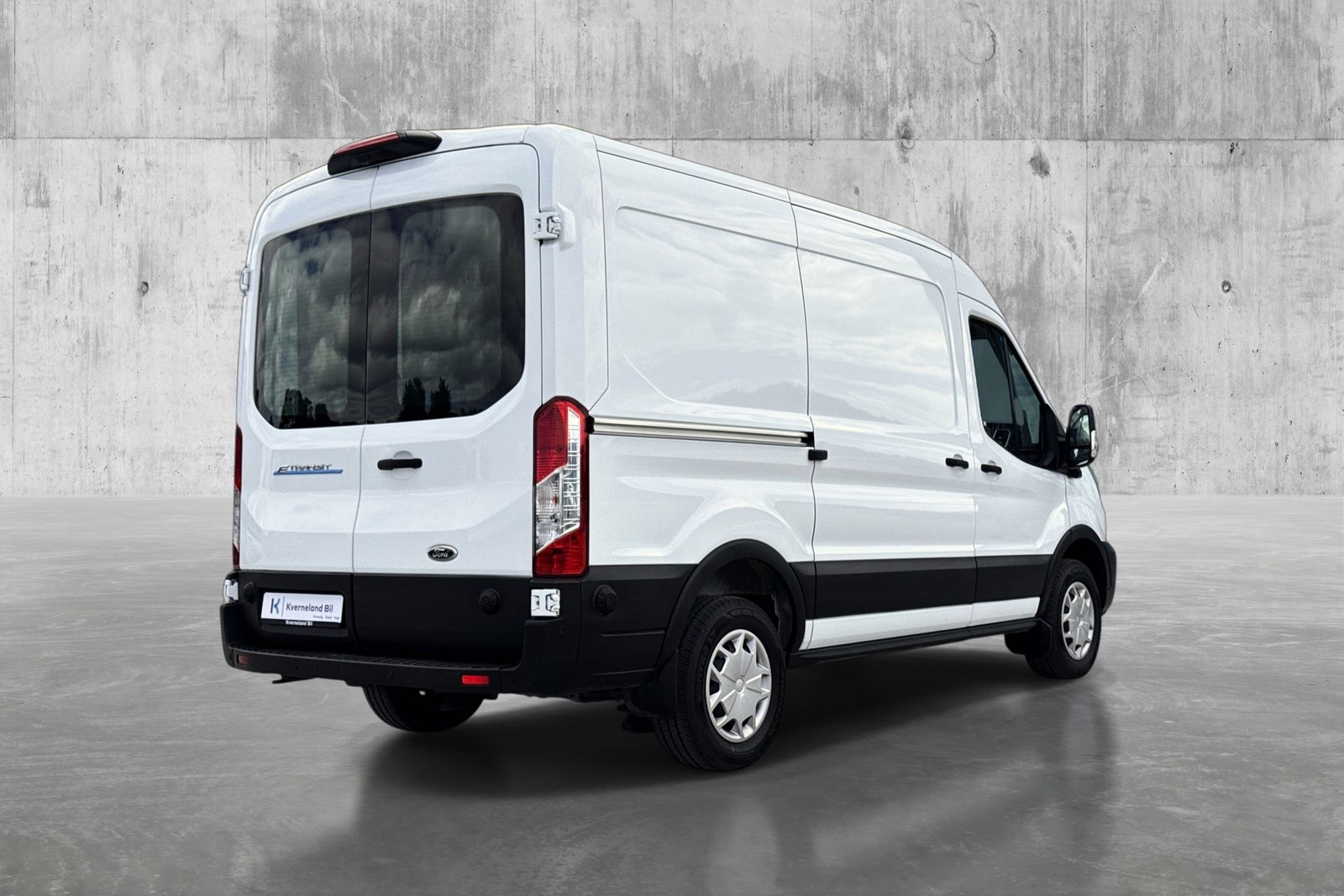 Ford E-Transit 390, 184ps, 2024