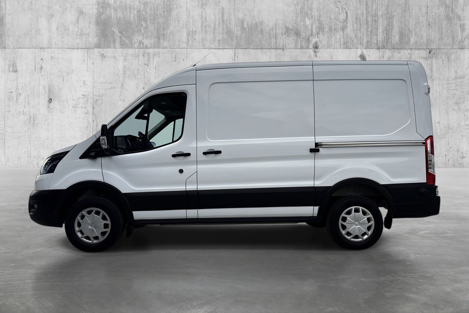 Ford E-Transit 390, 184ps, 2024
