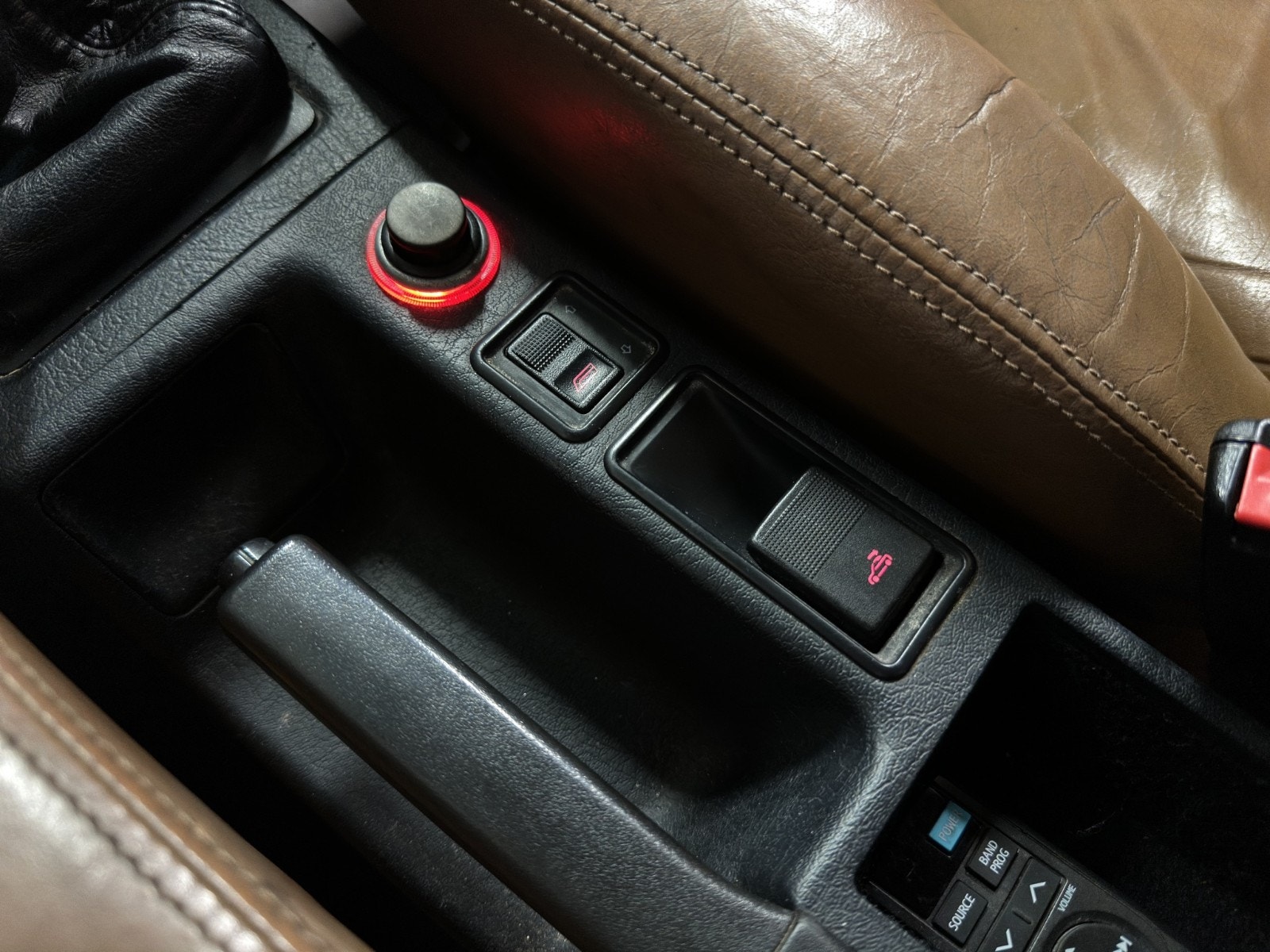 Audi Cabriolet 2.0 E Manual, 115hp, 1996