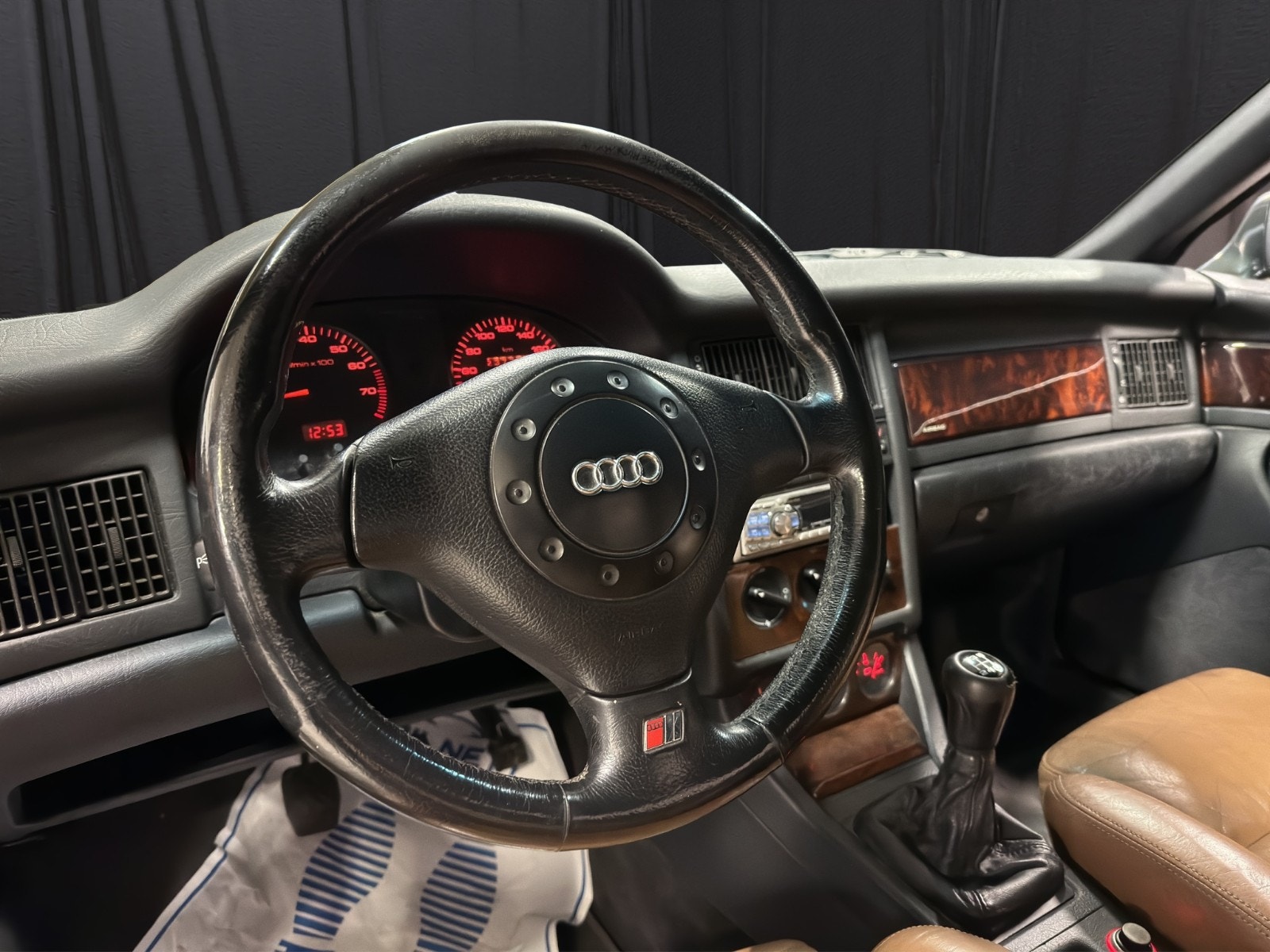 Audi Cabriolet 2.0 E Manual, 115hp, 1996