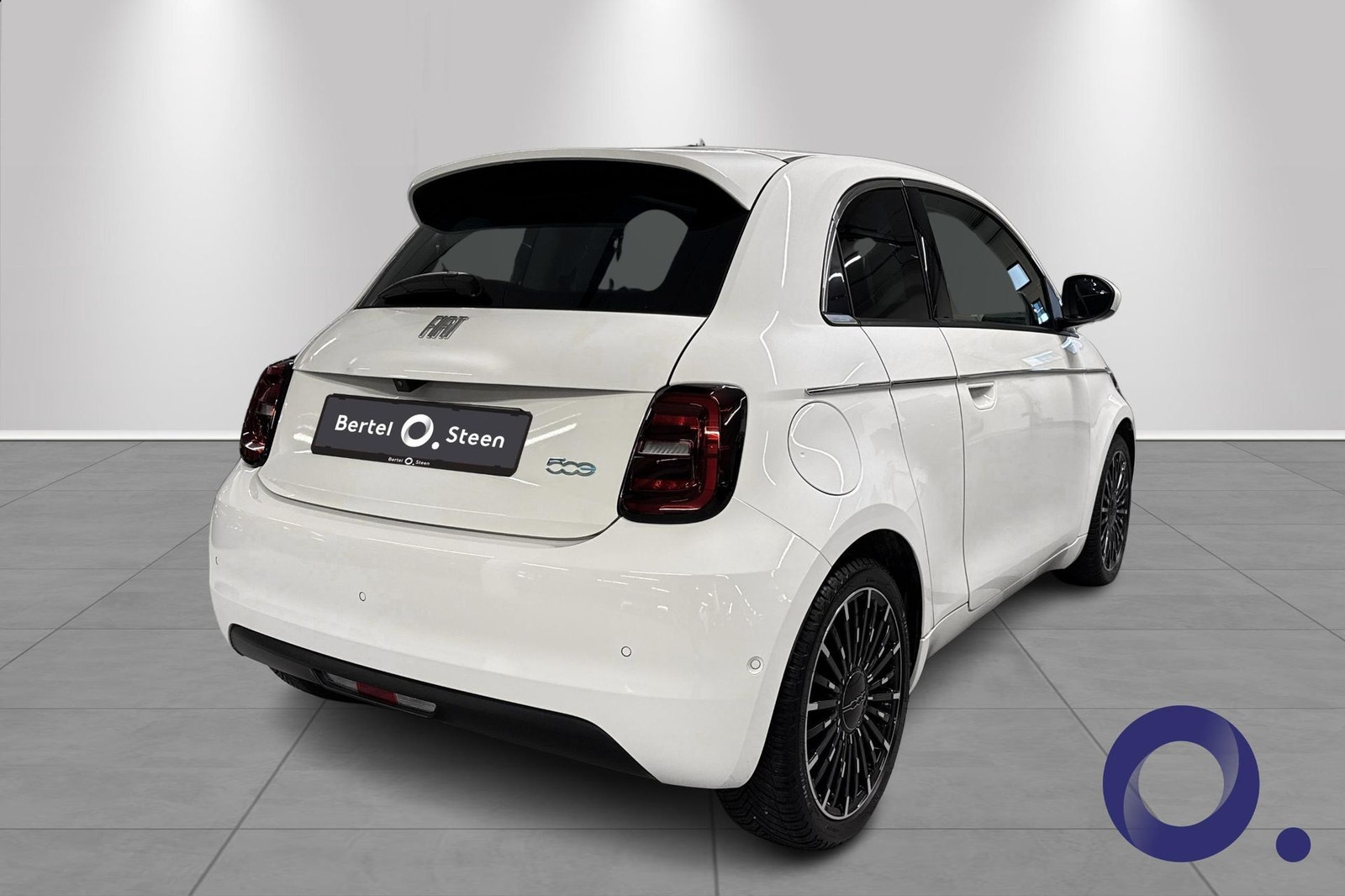 Fiat 500e 3+1 42 kWh, 118ps, 2023