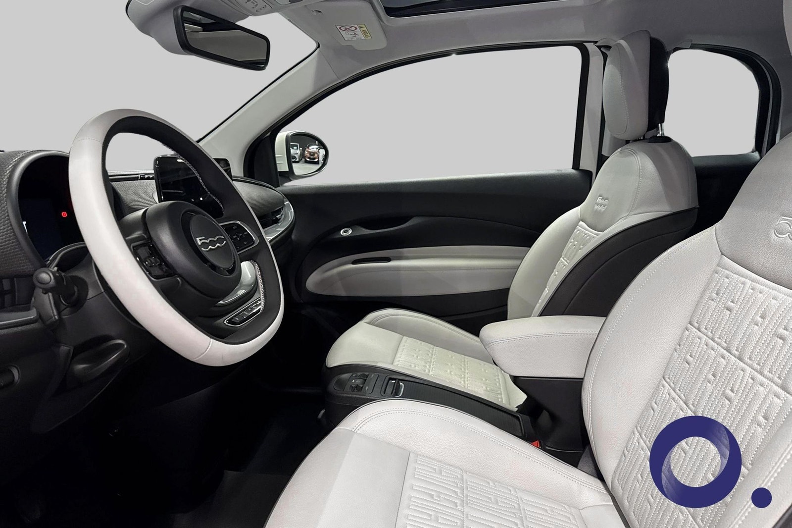 Fiat 500e 3+1 42 kWh, 118ps, 2023