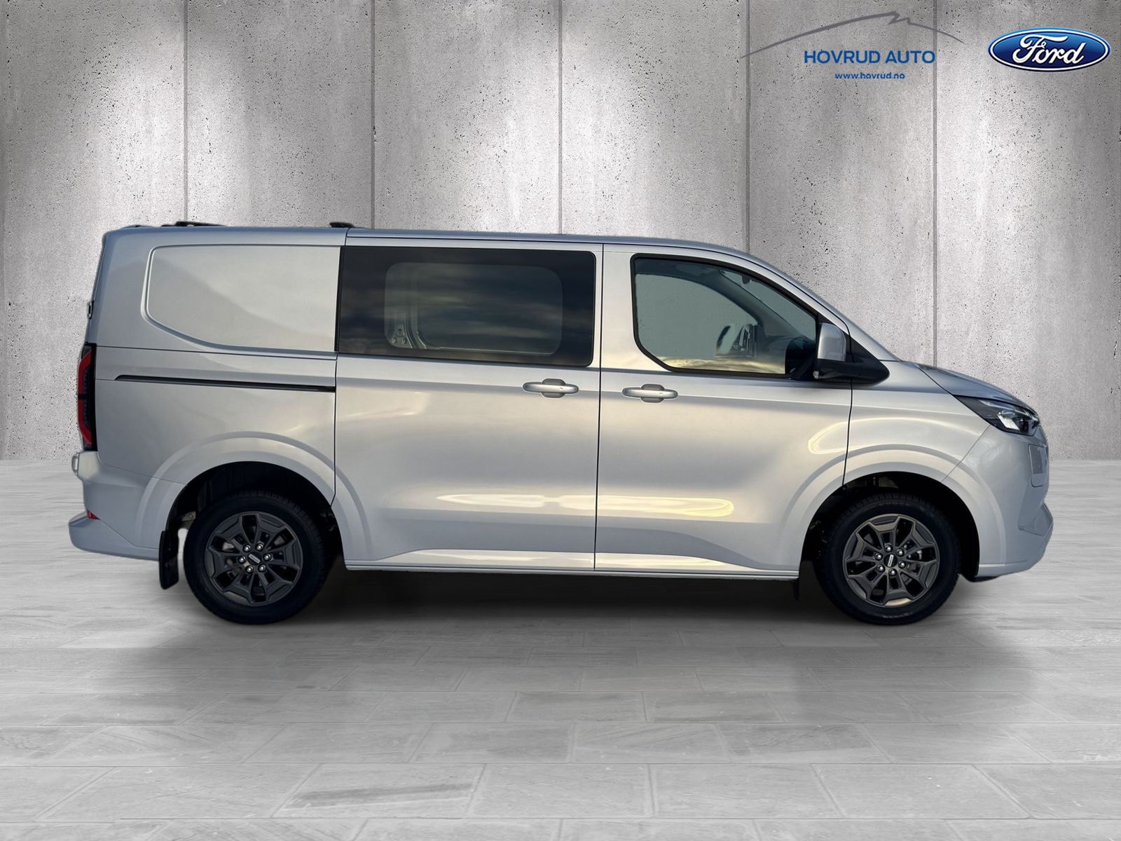 Ford E-Transit Custom 320 82.5 kWh, 218hp, 2024