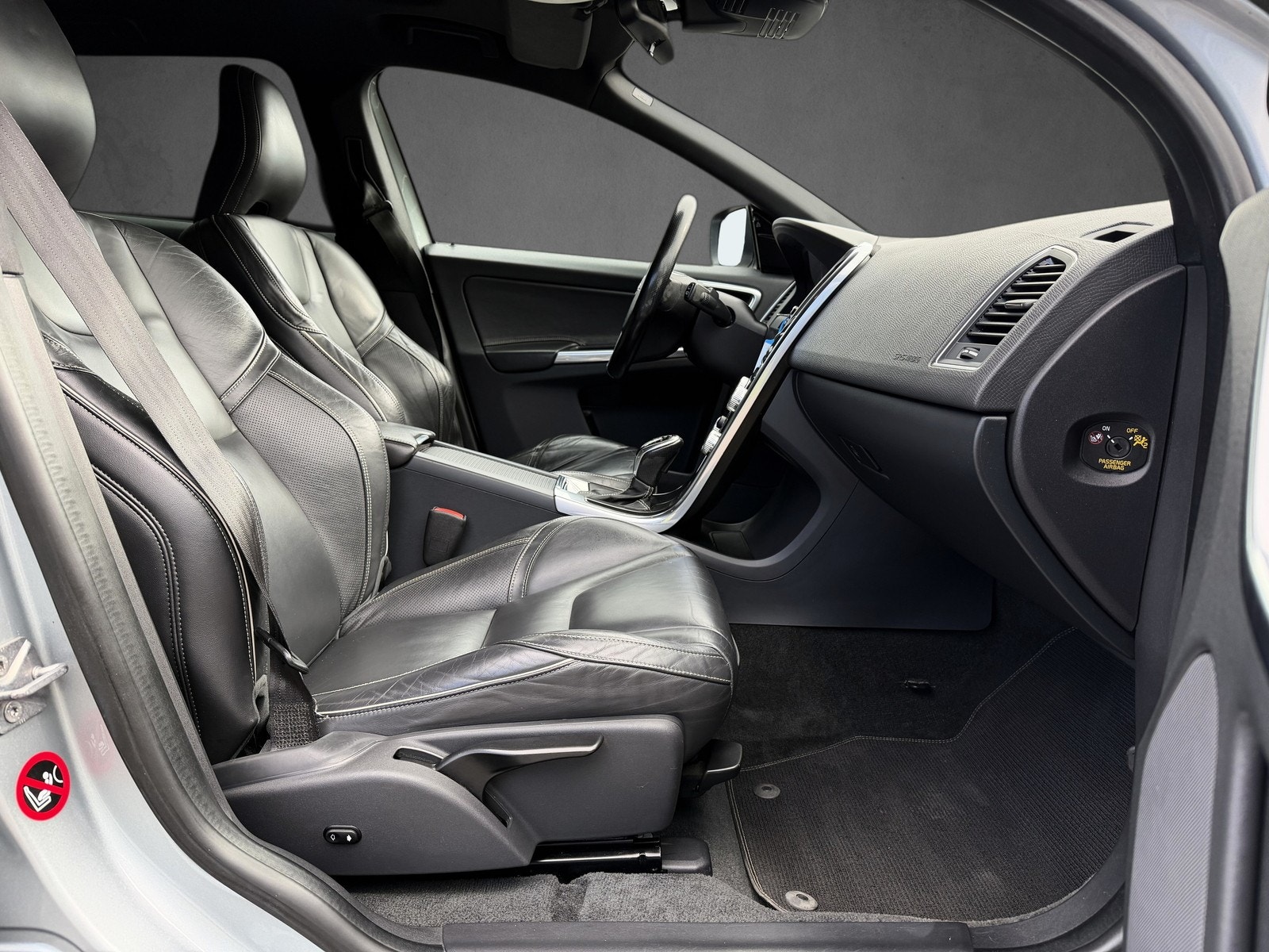 Volvo XC60 D4 AWD Geartronic, 181hp, 2015