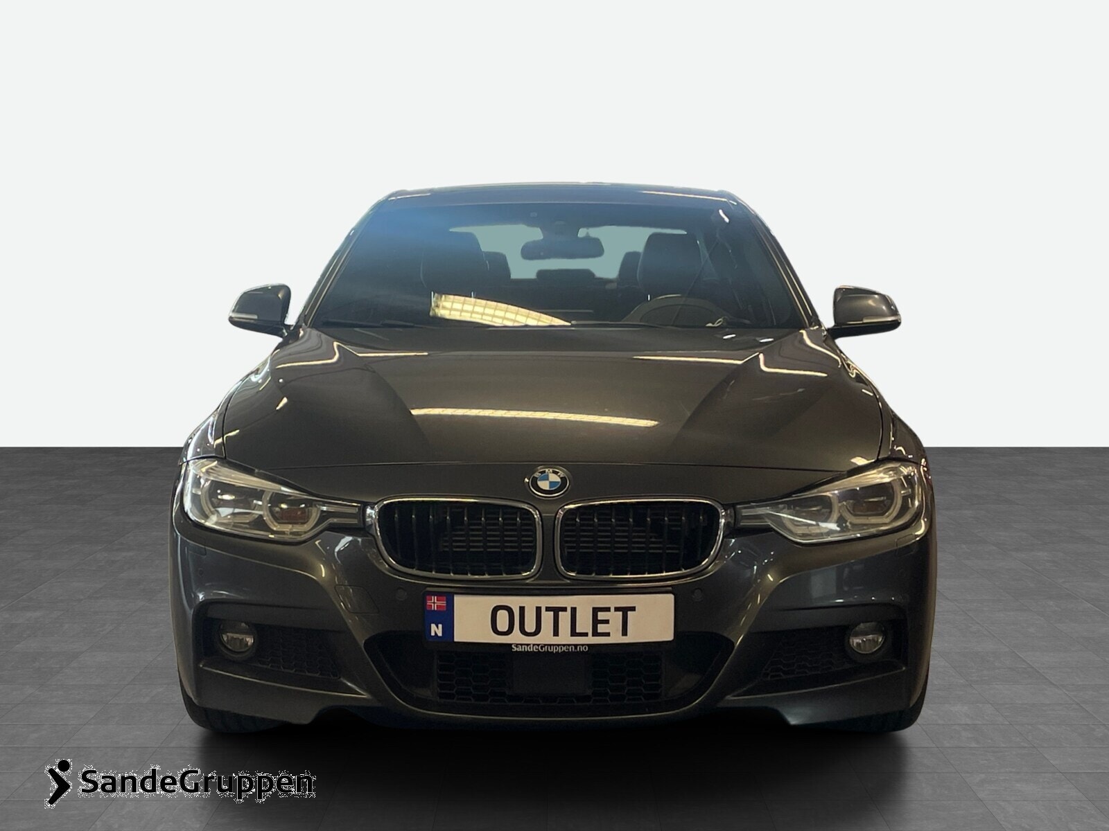 BMW 330e Sedan Steptronic, 252hp, 2016
