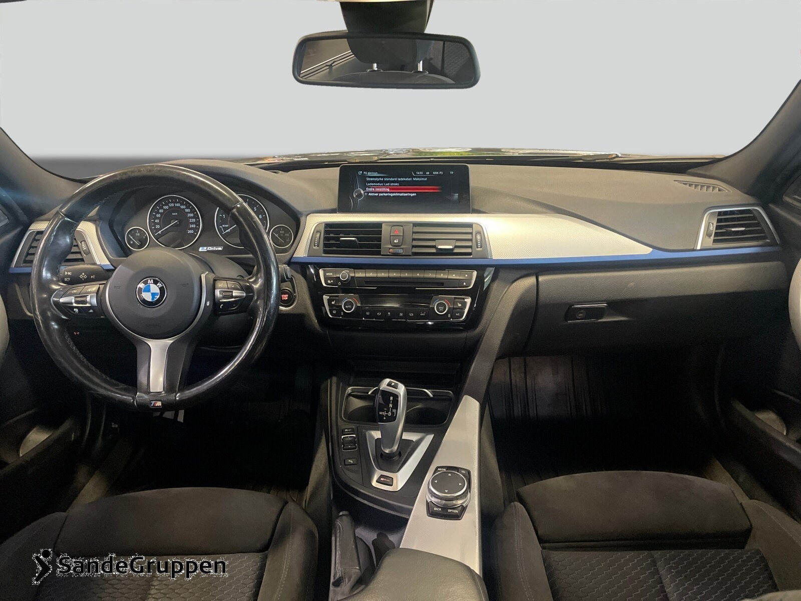 BMW 330e Sedan Steptronic, 252hp, 2016
