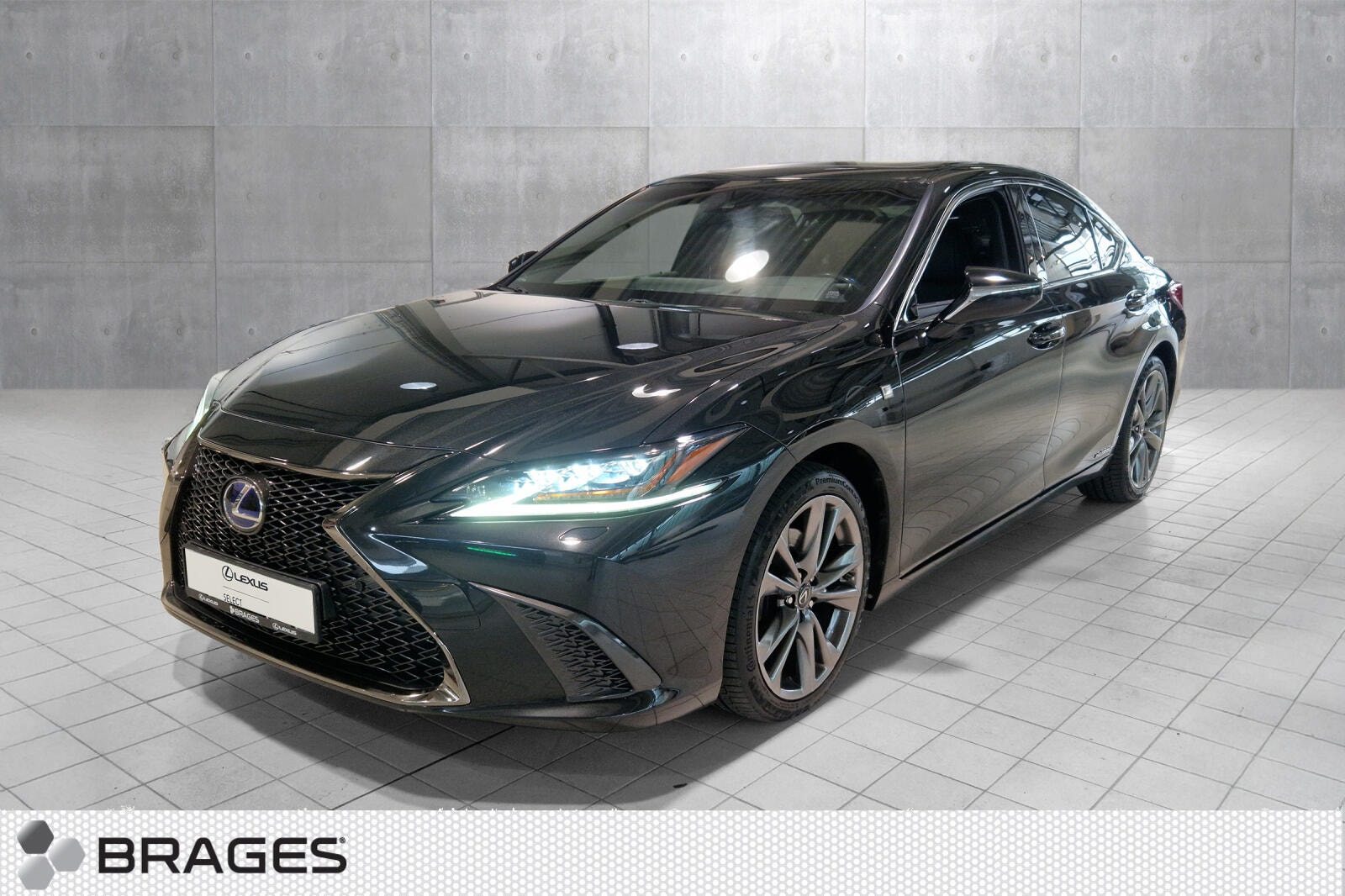 Lexus ES 300h 2.5 E-CVT, 218hp, 2019