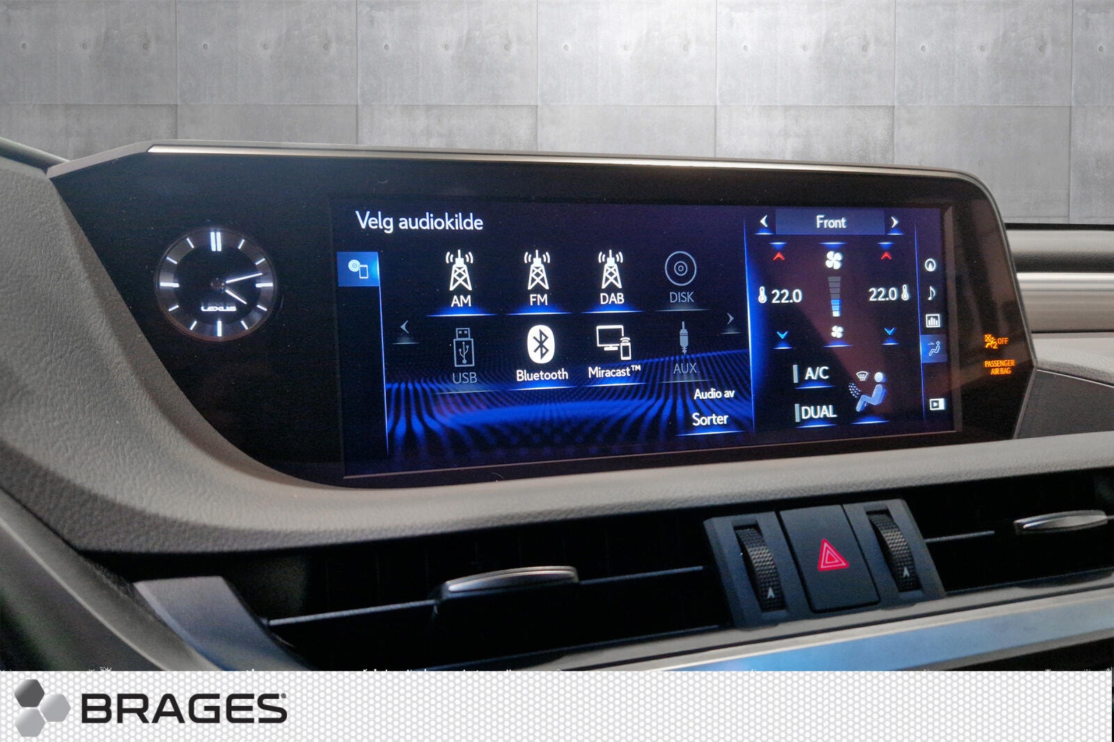 Lexus ES 300h 2.5 E-CVT, 218hp, 2019