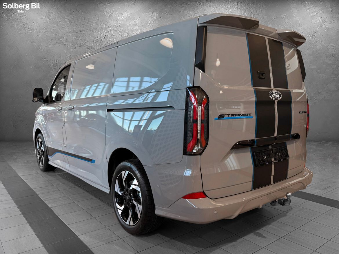 Ford E-Transit Custom 320 82.5 kWh, 285hk, 2026