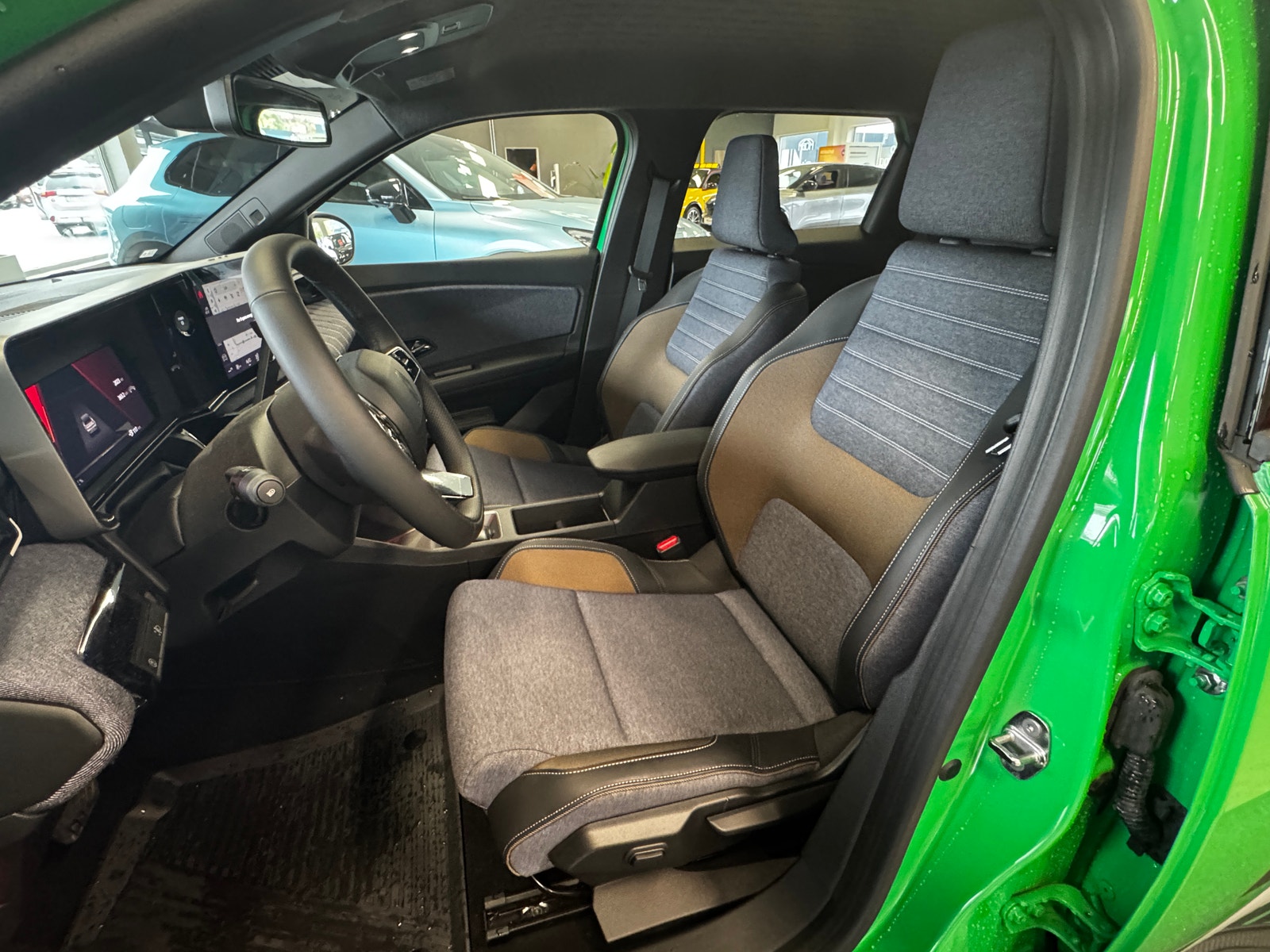 Renault 5 E-Tech 40 kWh, 122hp, 2026