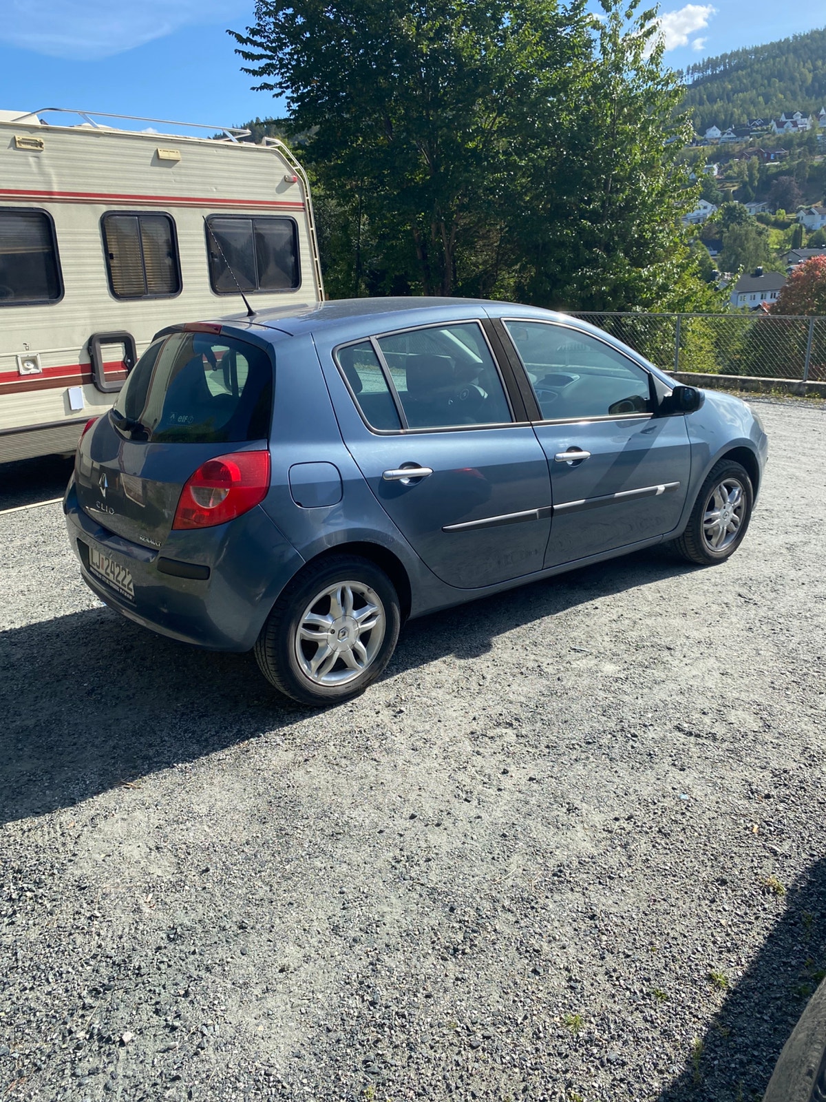 Renault Clio 5-door Hatchback 1.2 Manual, 75hp, 2006