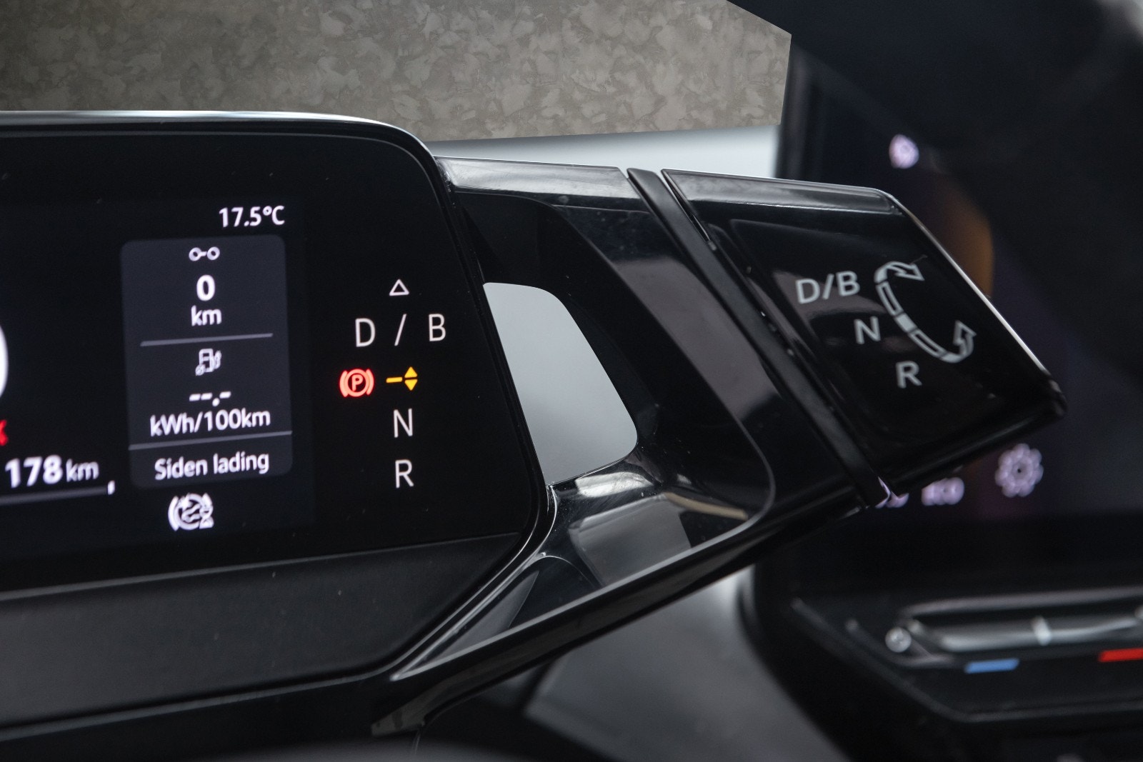 Volkswagen ID.4 Pro Performance, 204ps, 2021