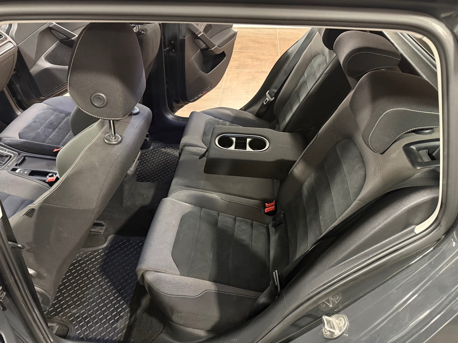 Volkswagen Golf Variant 1.4 TSI BMT DSG Sequential, 7-trins, 150ps, 2016