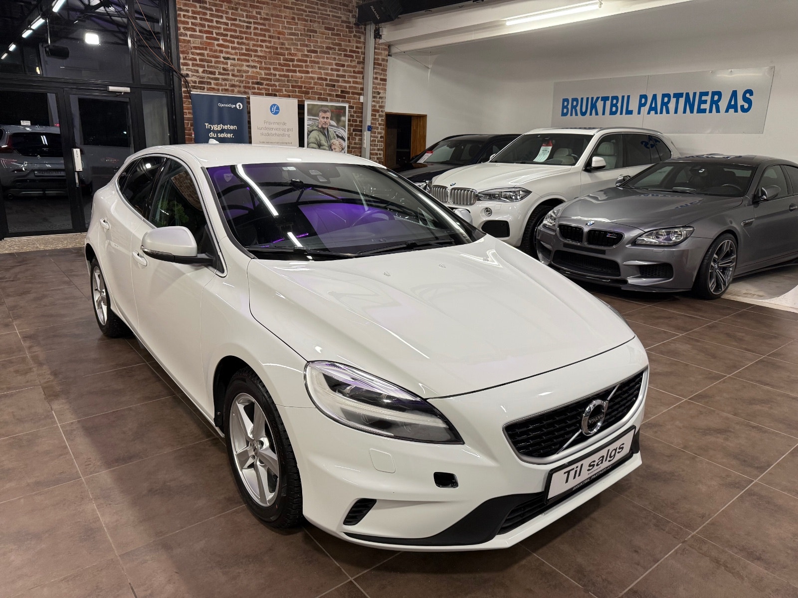 Volvo V40 D2 Manual, 6-trins, 120ps, 2017
