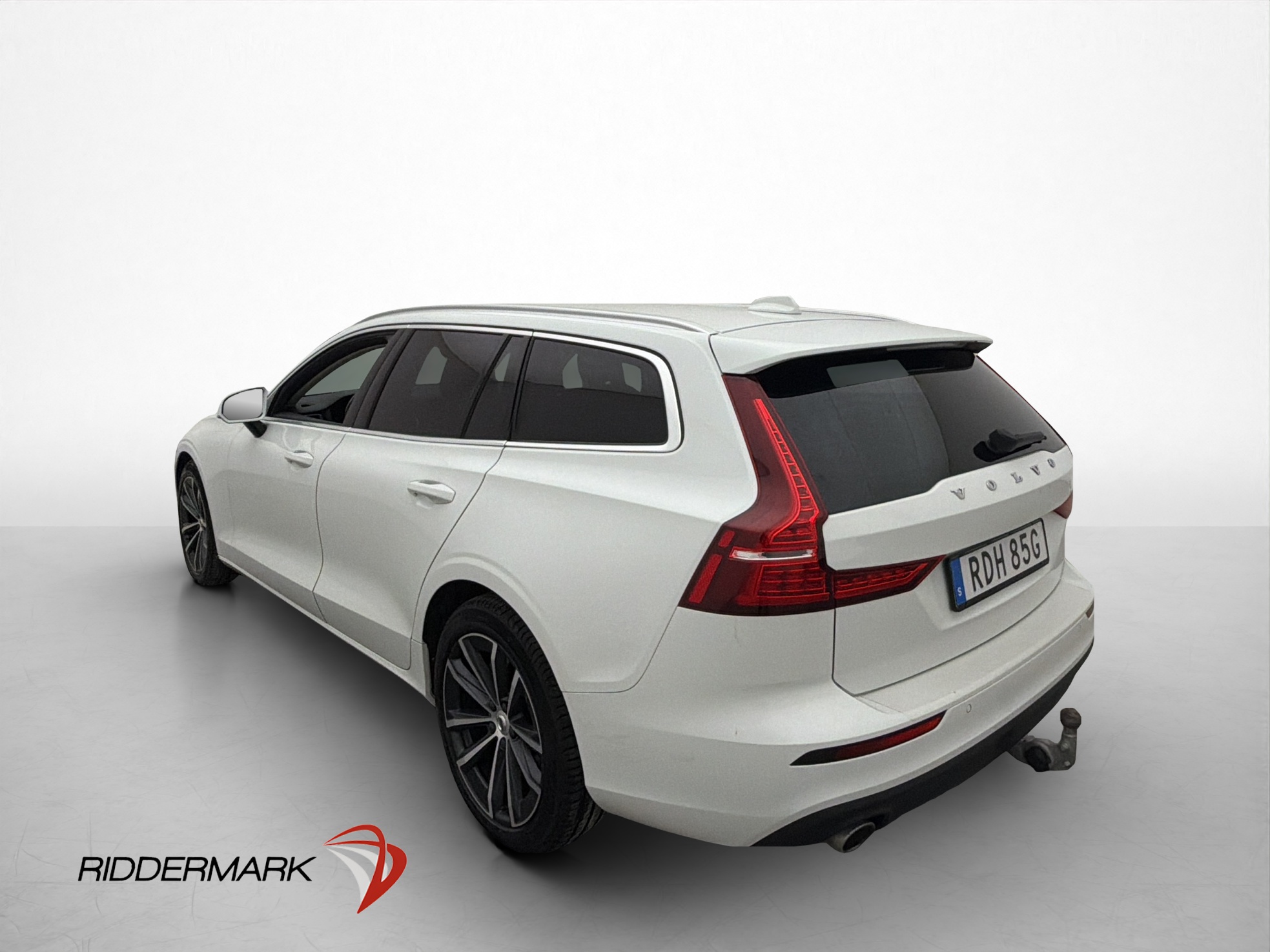 Volvo V60 B4 Geartronic, 8-trins, 197ps, 2021