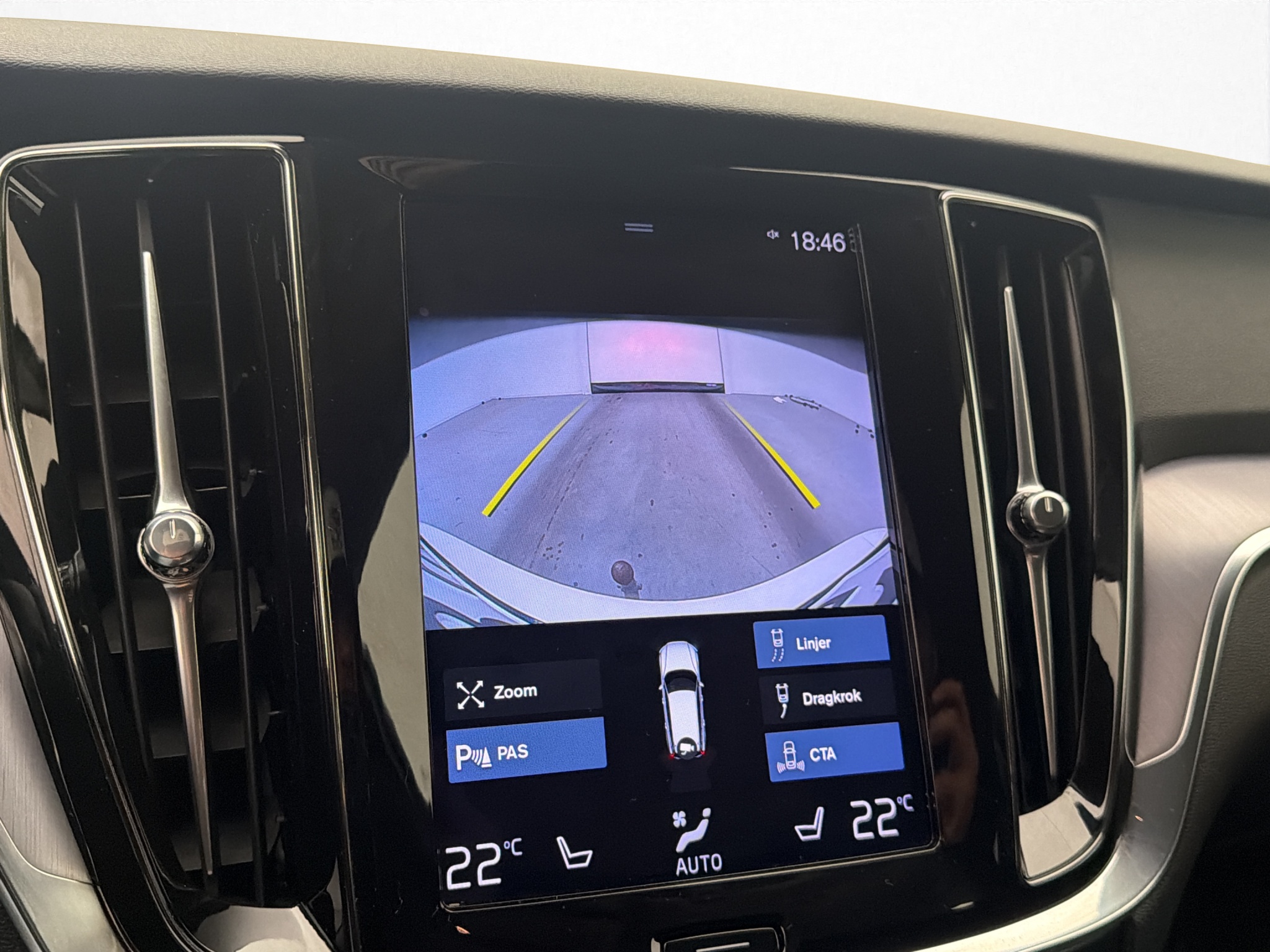 Volvo V60 B4 Geartronic, 8-trins, 197ps, 2021