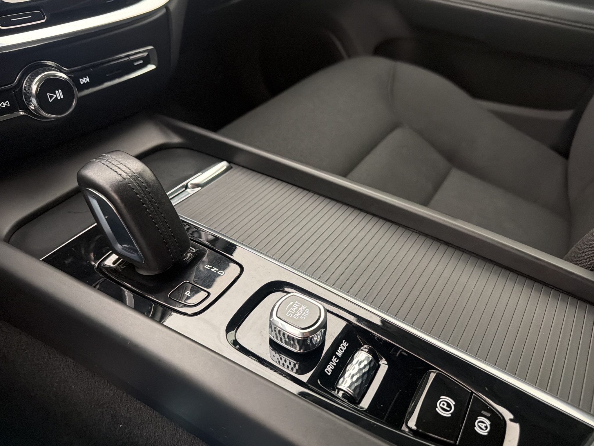 Volvo V60 B4 Geartronic, 8-trins, 197ps, 2021