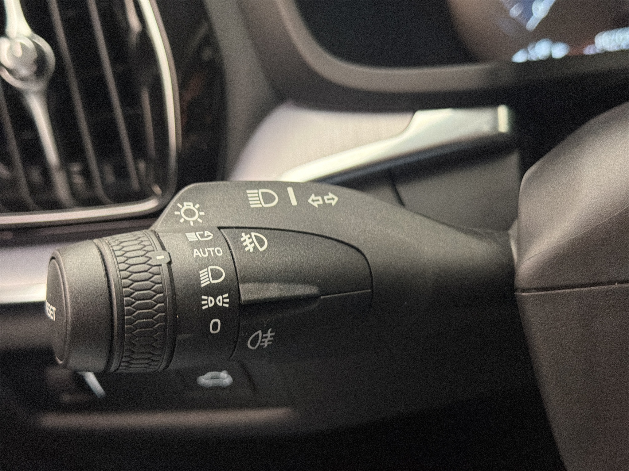 Volvo V60 B4 Geartronic, 8-trins, 197ps, 2021