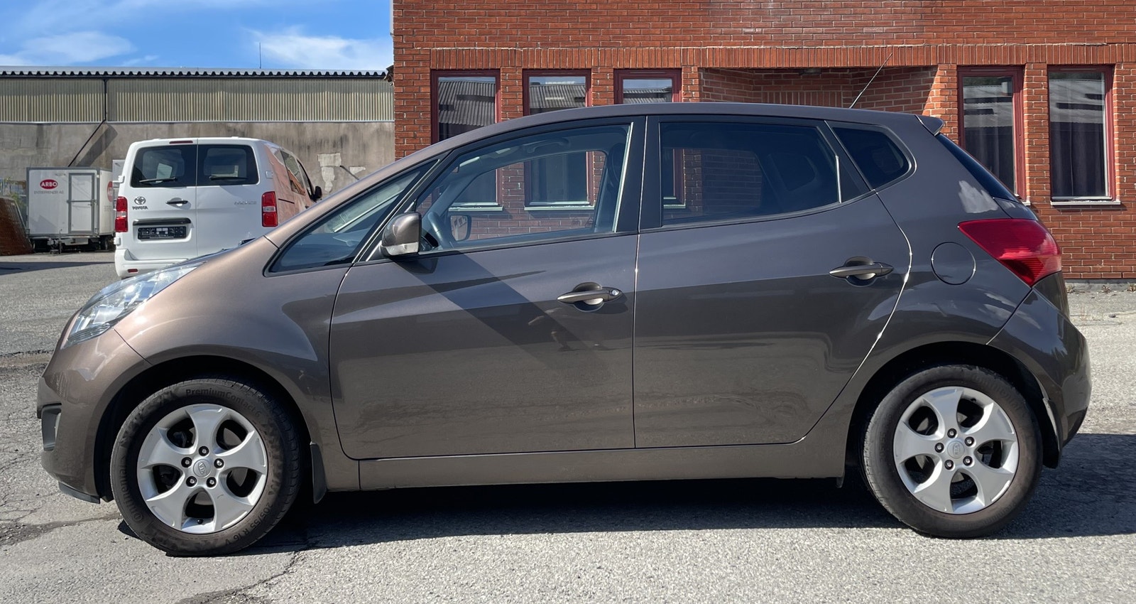 Kia Venga 1.4 CVVT Manual, 90hp, 2013