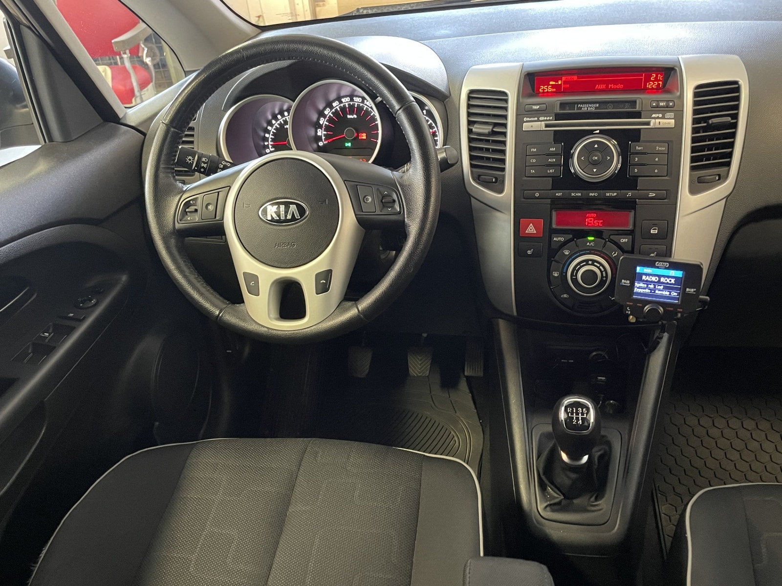 Kia Venga 1.4 CVVT Manual, 90hp, 2013